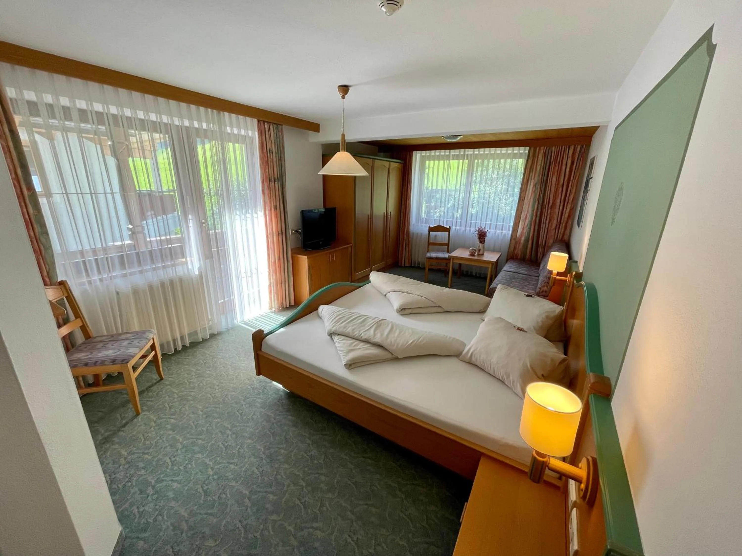 Photo of the whole room in Hotel Gasthof Stoanerhof
