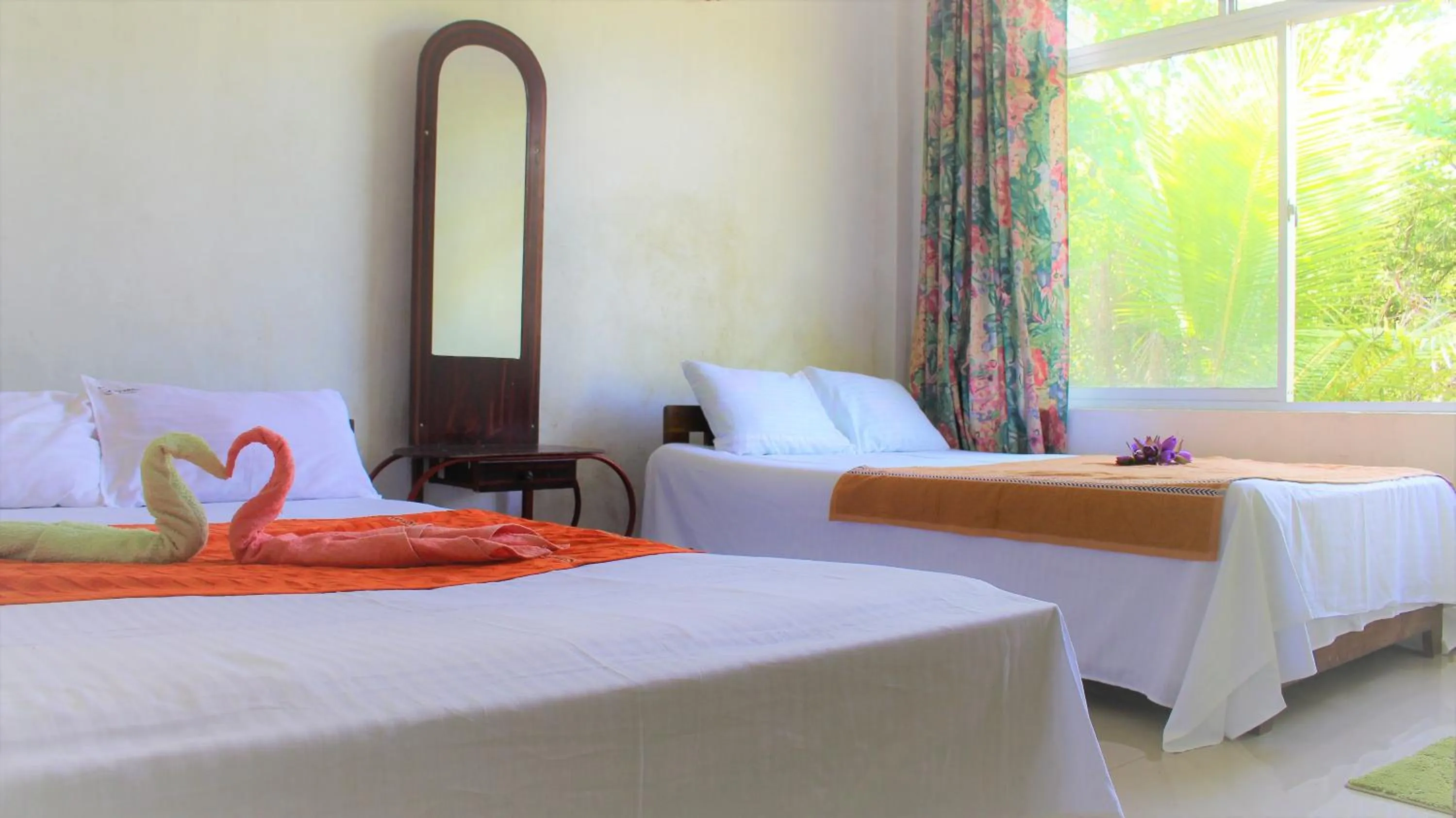 Bed in Samanala Resort