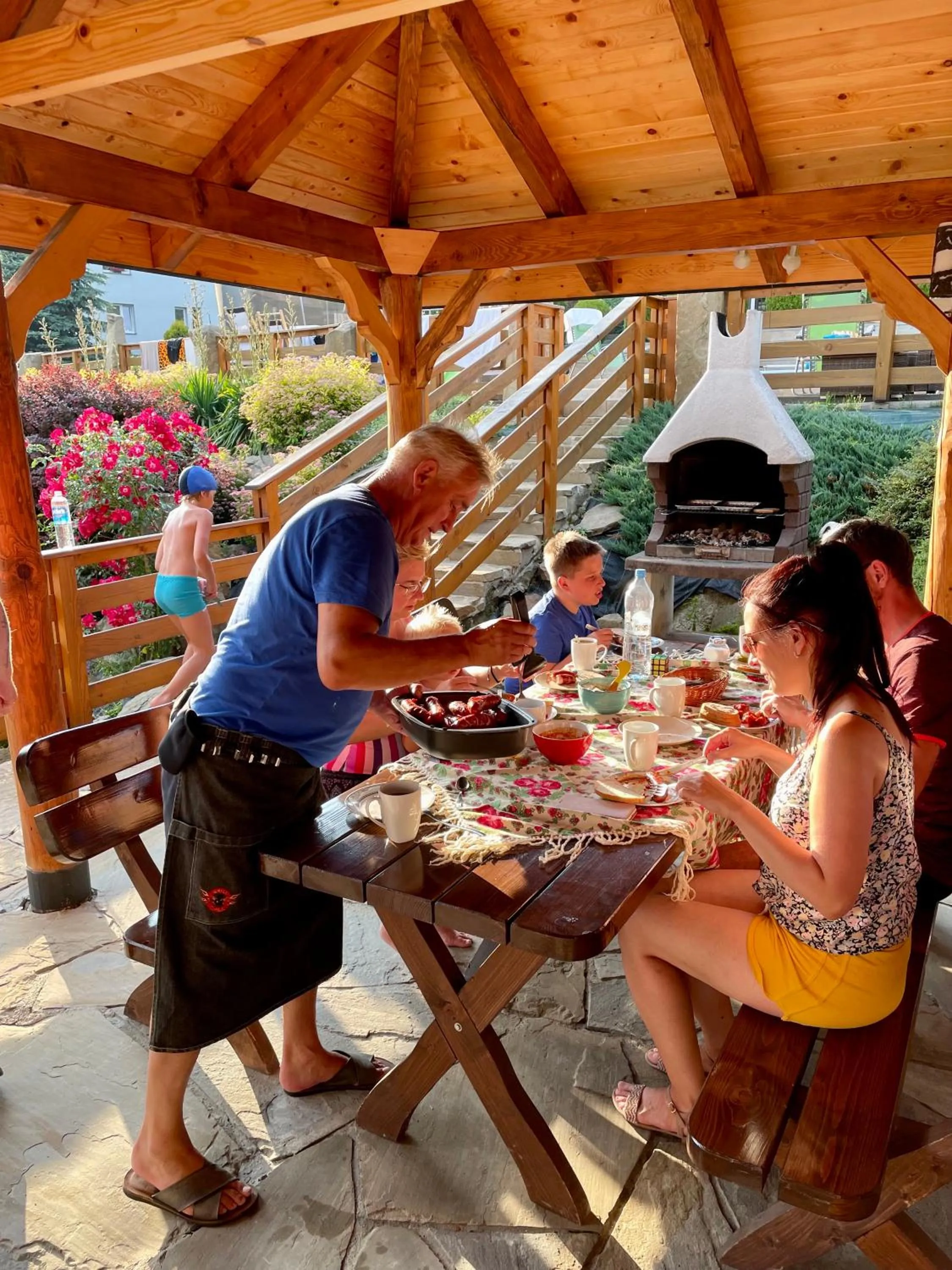 BBQ facilities in Willa Karla