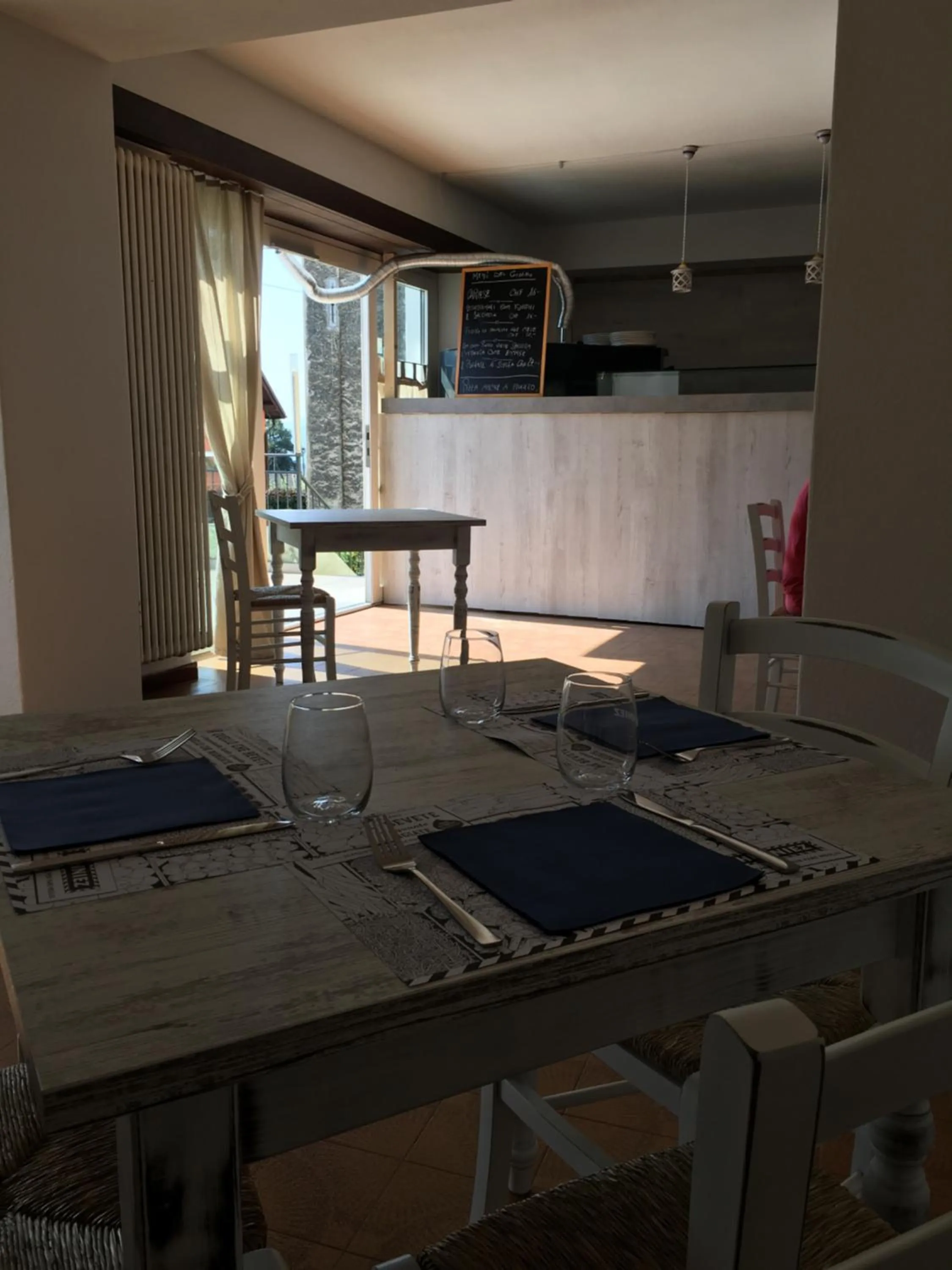 Restaurant/places to eat in Albergo Ristorante Belcantone