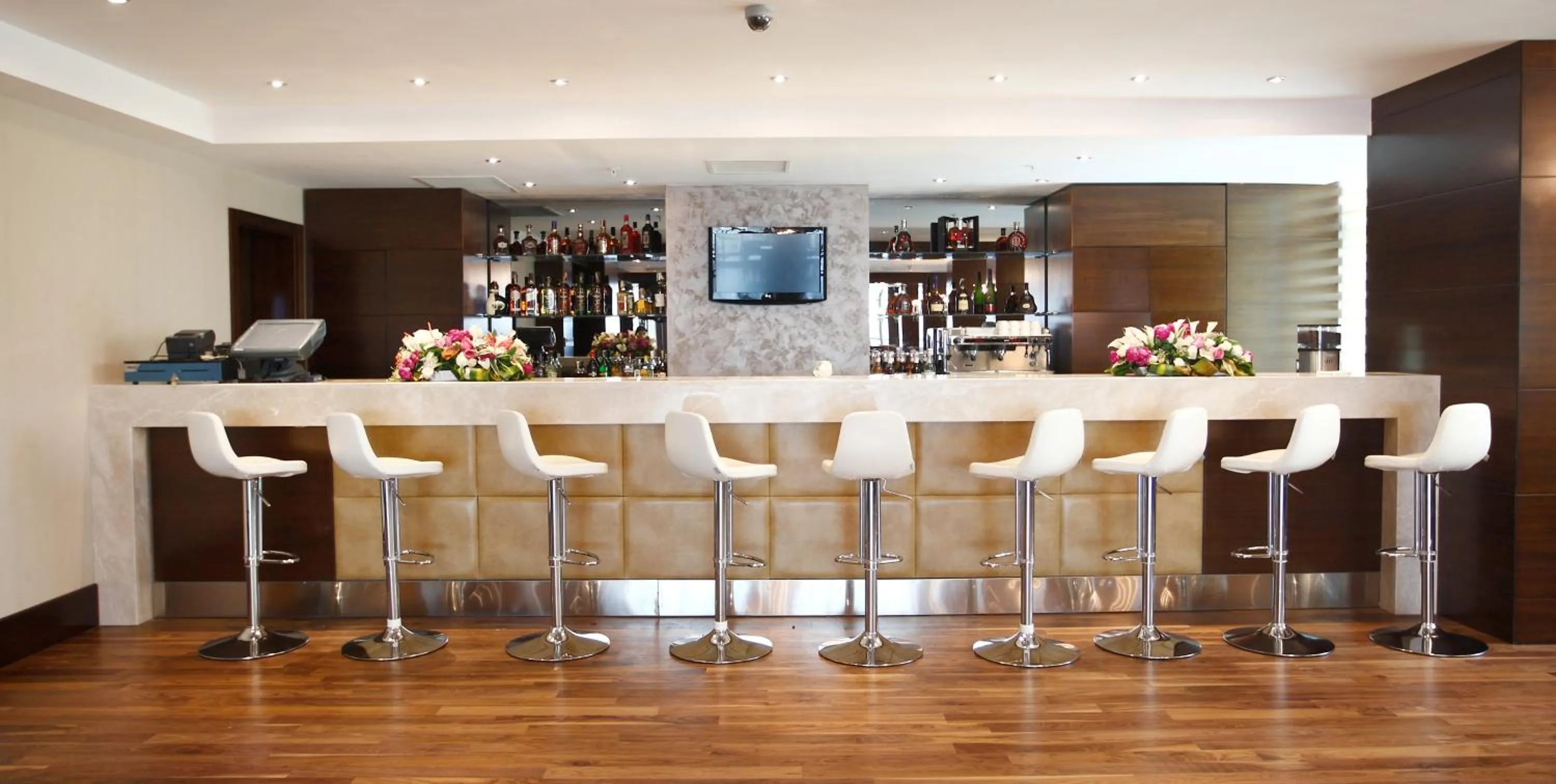 Lounge or bar in Qafqaz Baku City Hotel & Residences