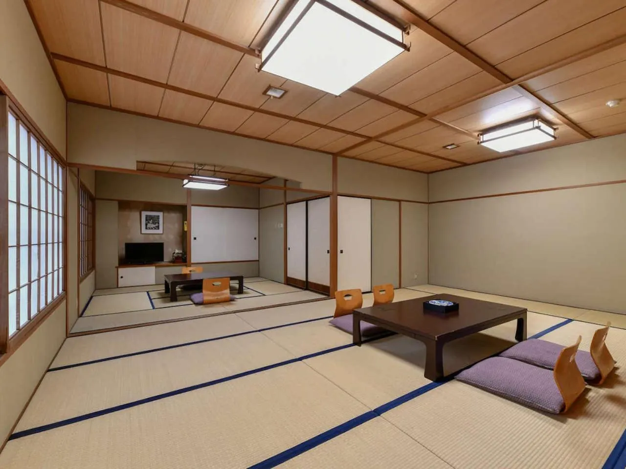 Photo of the whole room in Awara Onsen Minoya Taiheikaku
