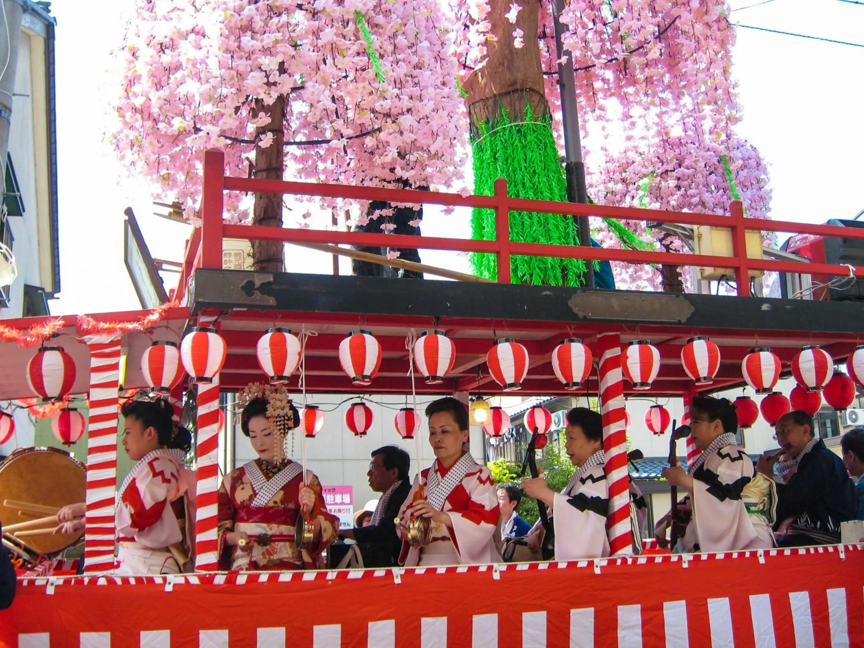 Nearby landmark in Awara Onsen Minoya Taiheikaku