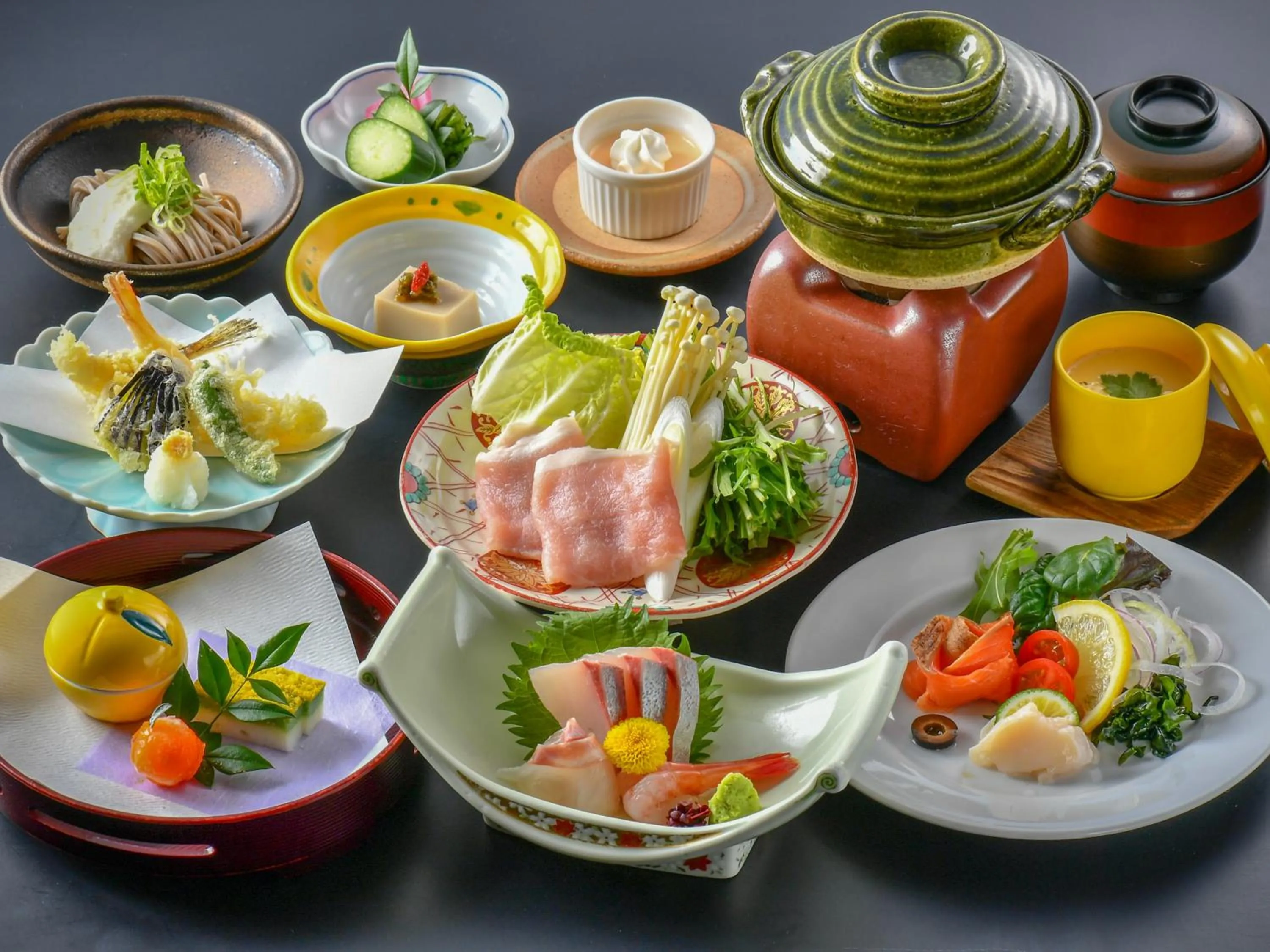 Food in Awara Onsen Minoya Taiheikaku