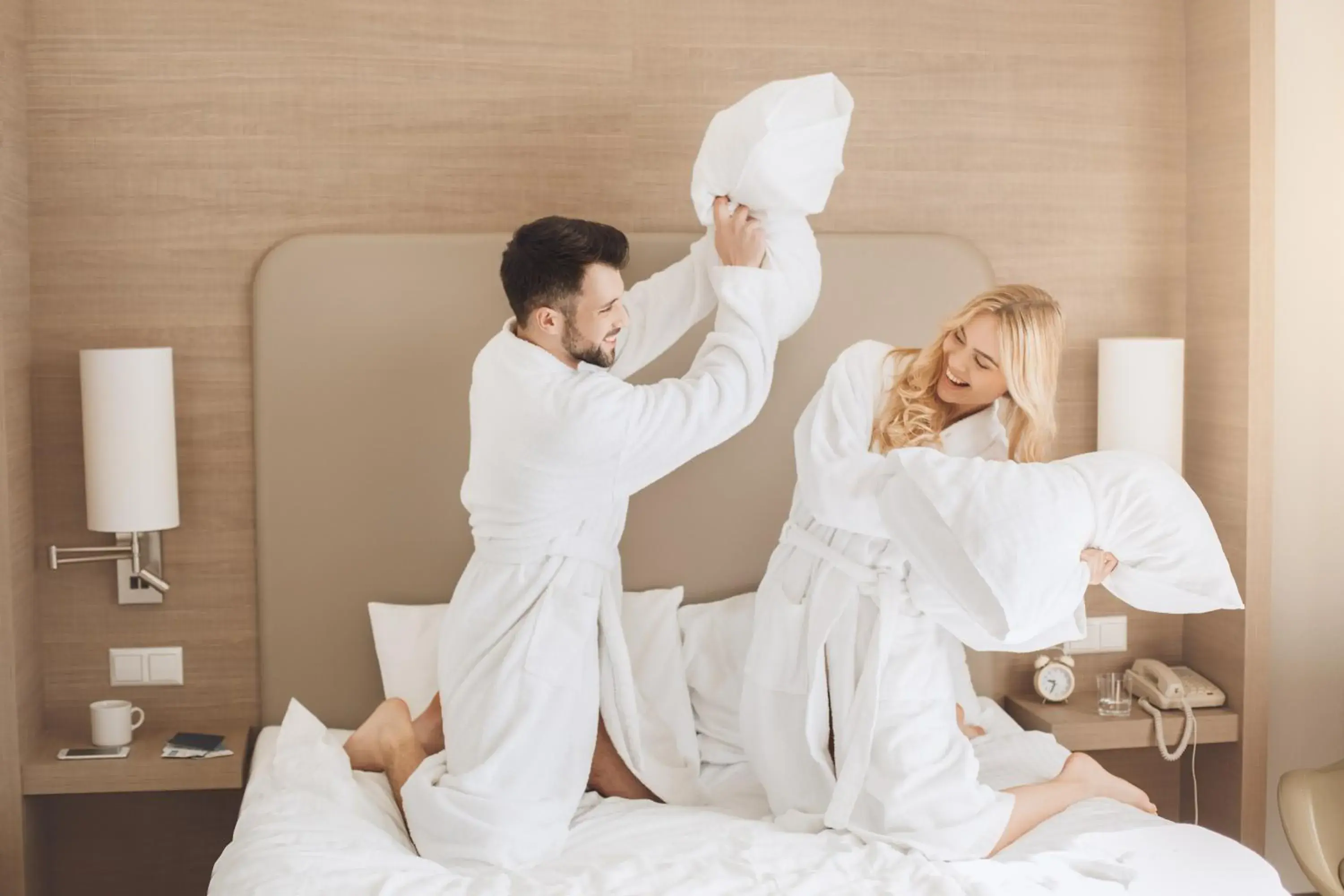 People, Bed in Ramada Encore Kyiv People, Bed in Ramada Encore Kyiv