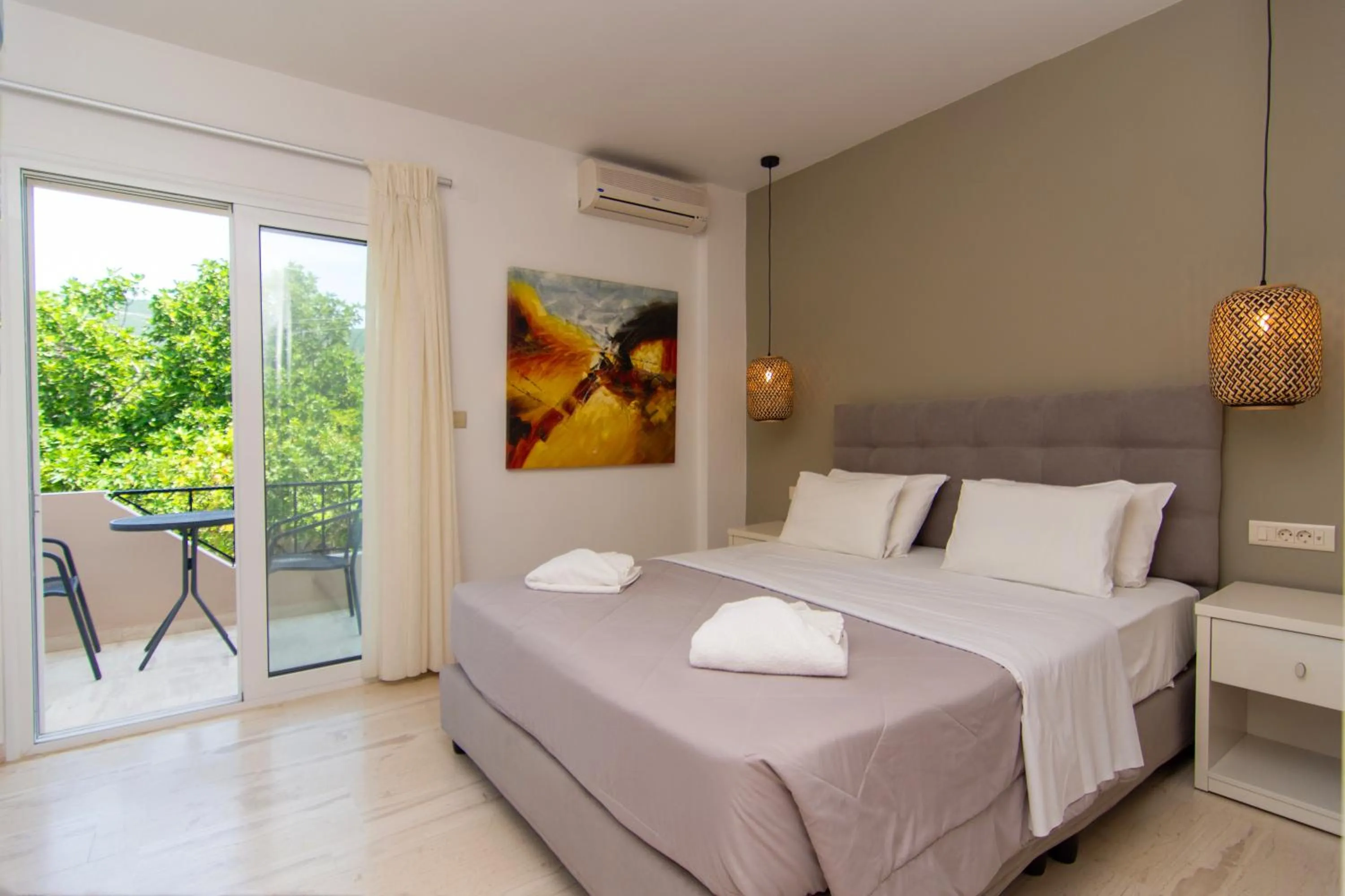 Bed in Hotel Elina