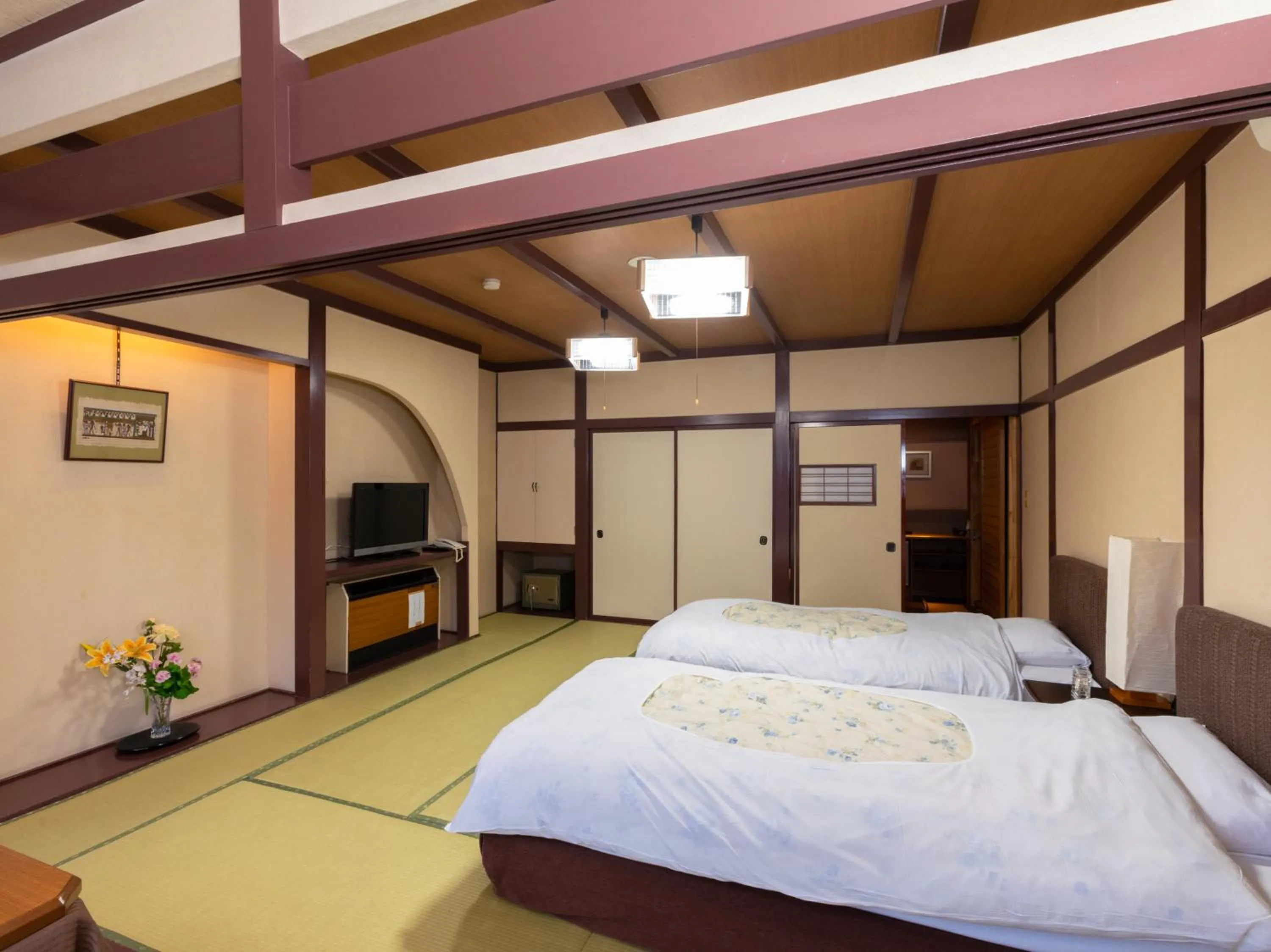 Photo of the whole room, Bed in Sakadojo