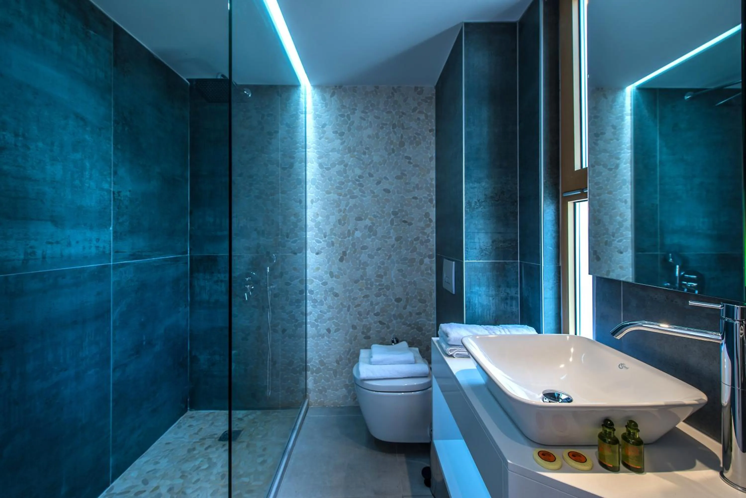 Shower in Meropi Hotel & Apartments