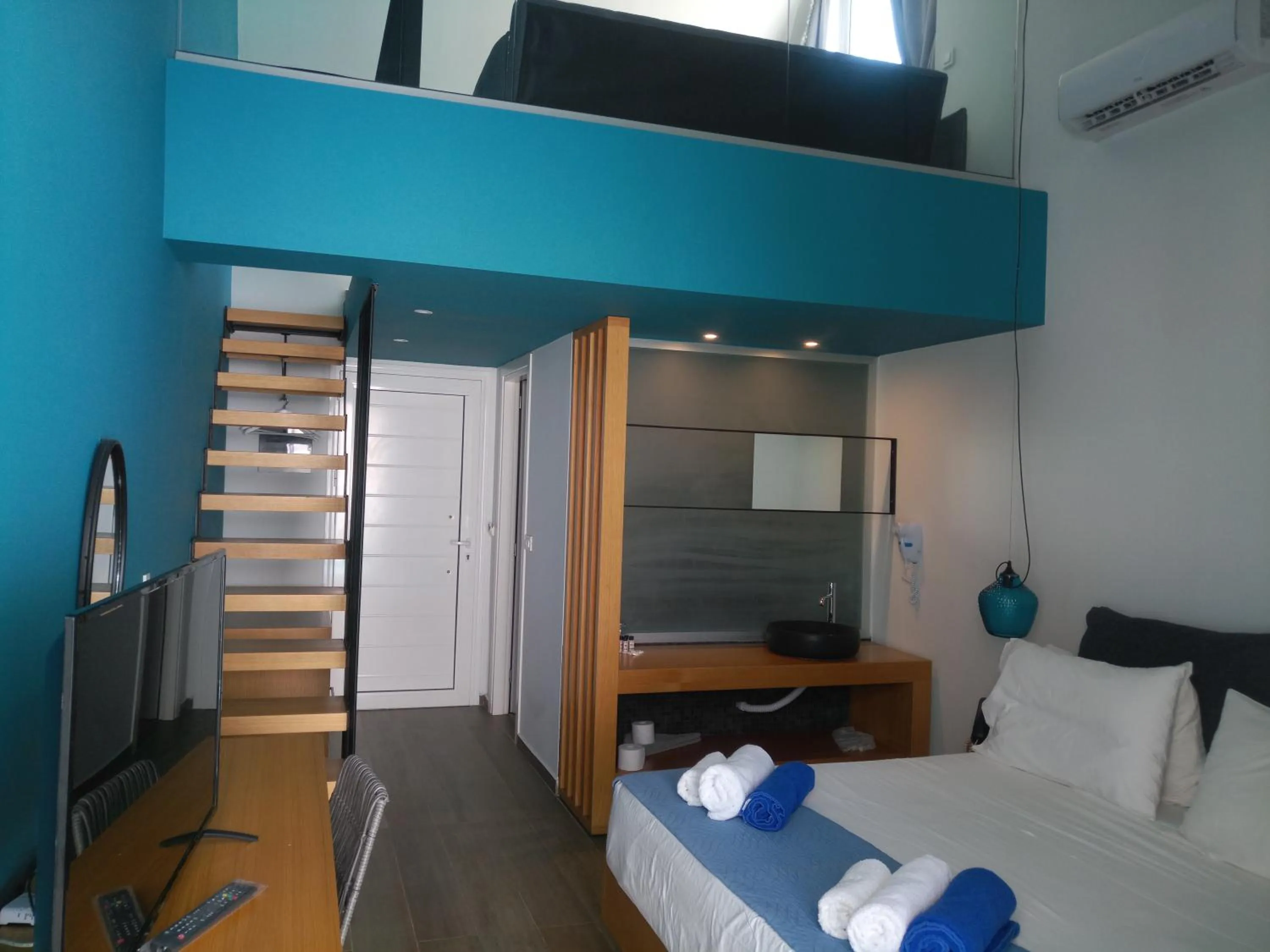 Bed in Meropi Hotel & Apartments