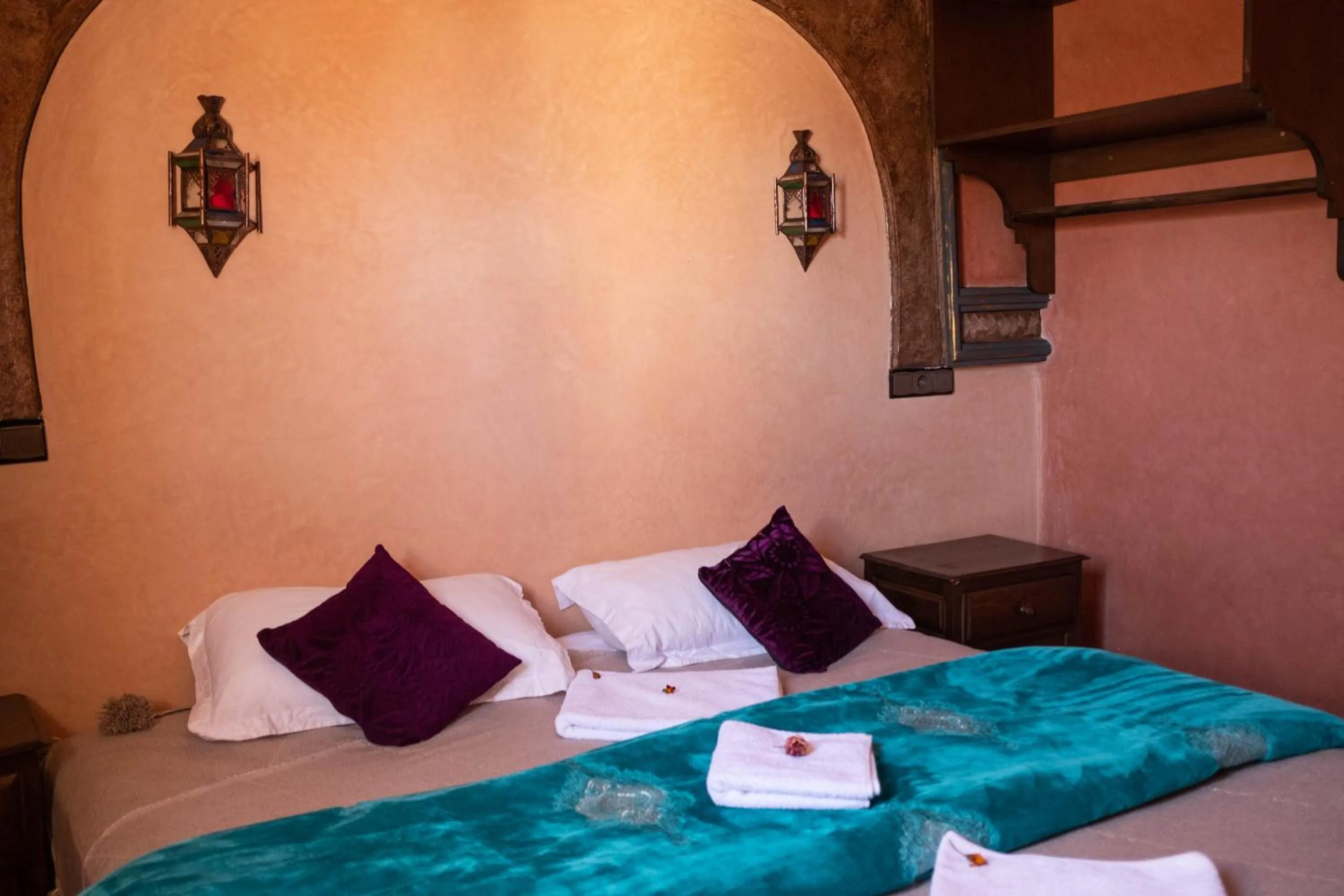 Photo of the whole room, Bed in Riad Atlas Panorama