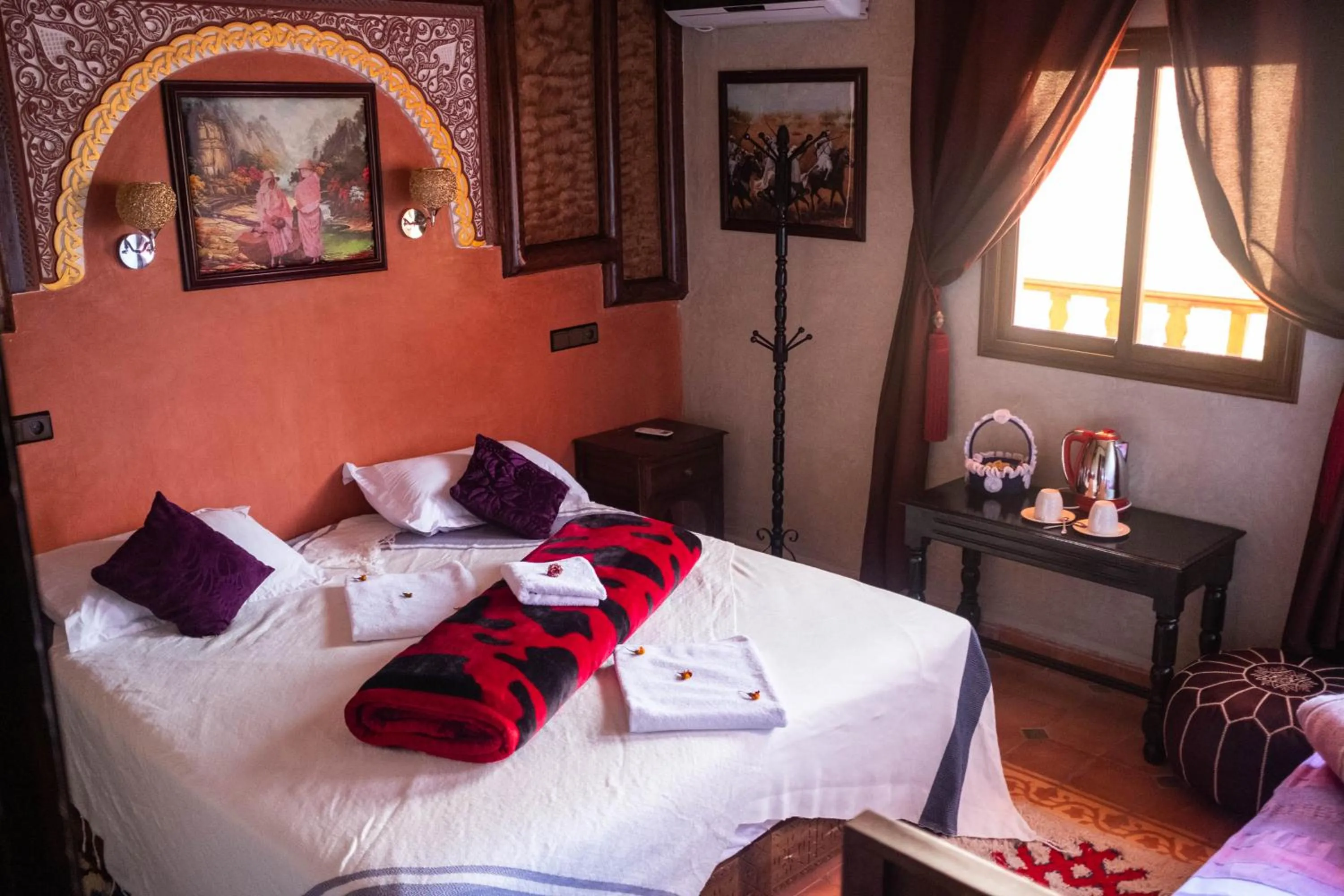 Bed in Riad Atlas Panorama