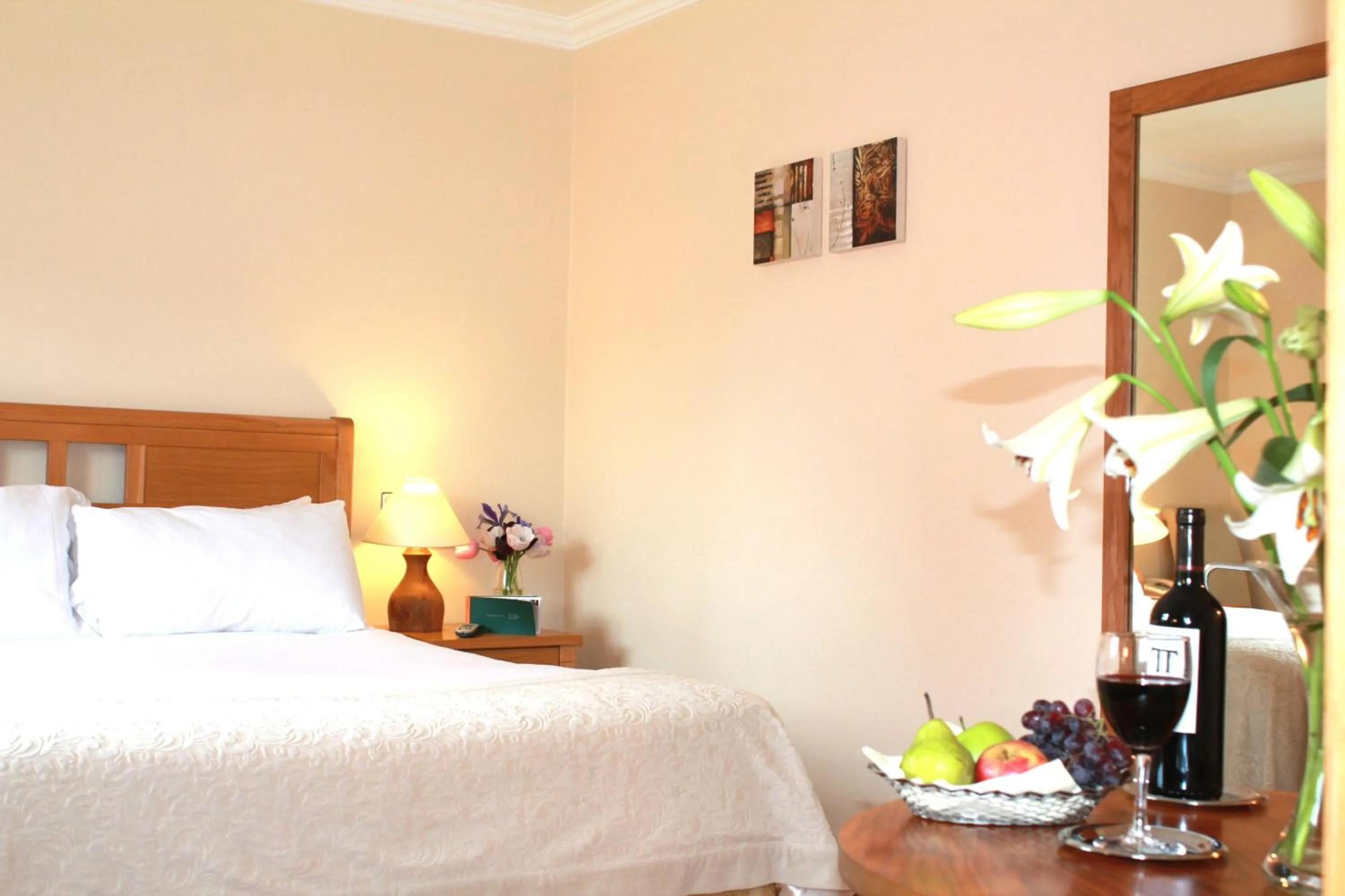 Bedroom, Bed in Glengarriff Park Hotel