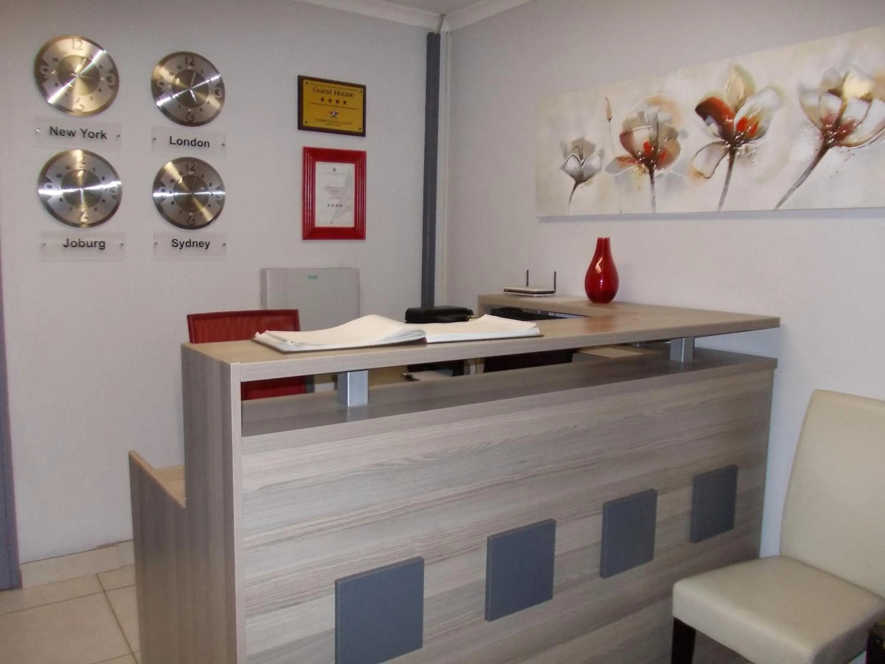 Lounge or bar in Homestay Travel Guest House