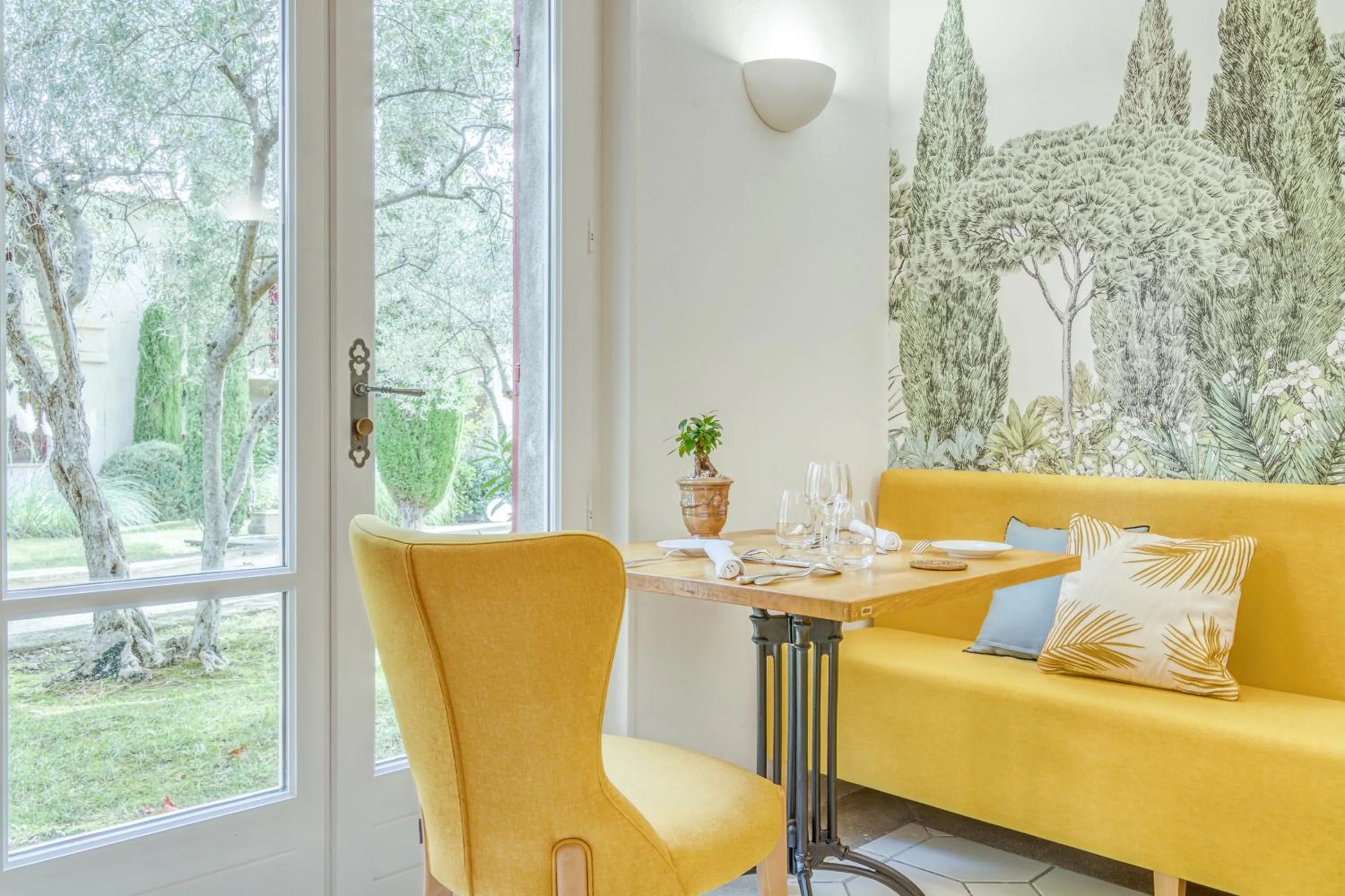 Restaurant/places to eat in Le Mas de La Crémaillère