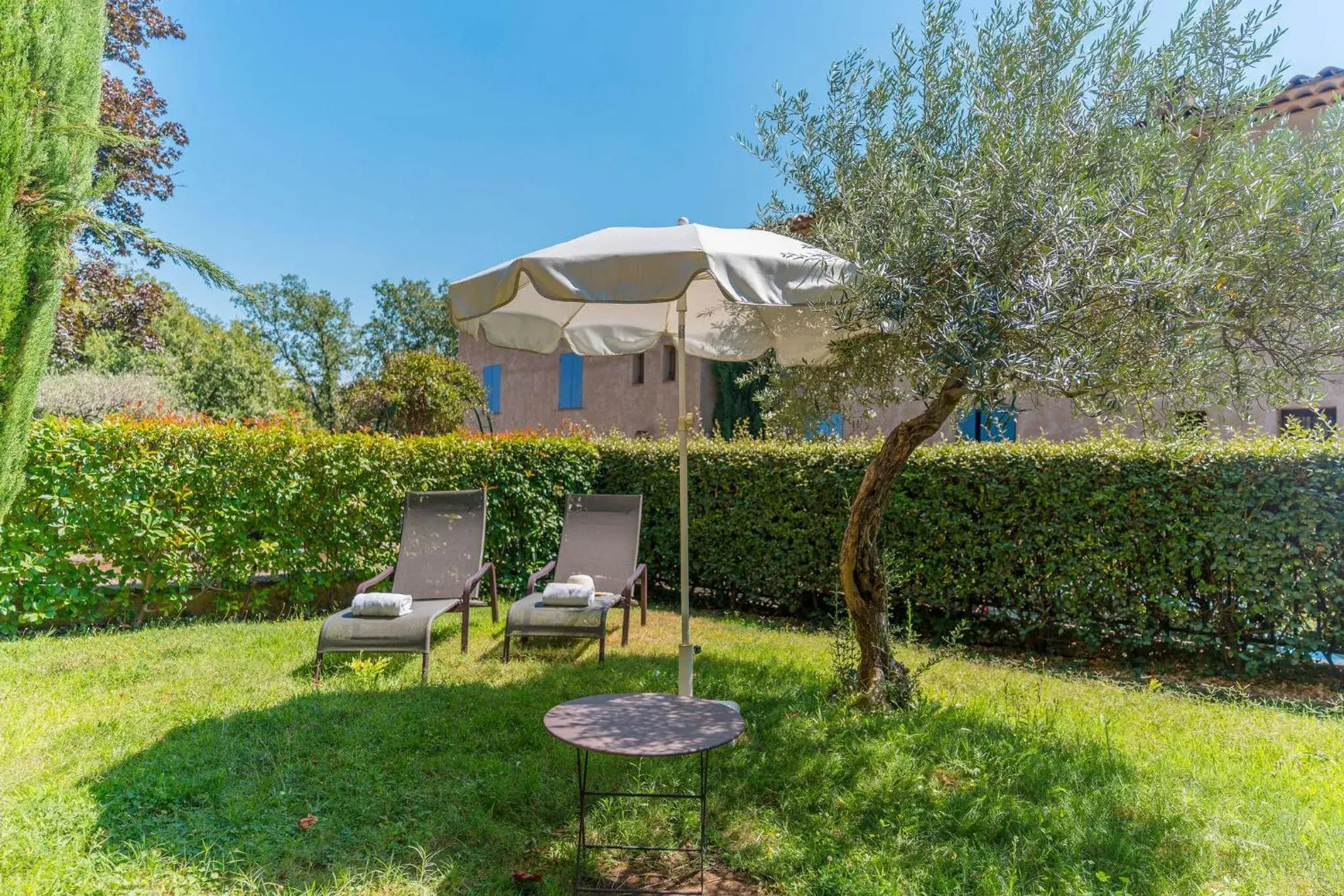 Superior Double Room with Private Garden in Le Mas de La Crémaillère Superior Double Room with Private Garden in Le Mas de La Crémaillère