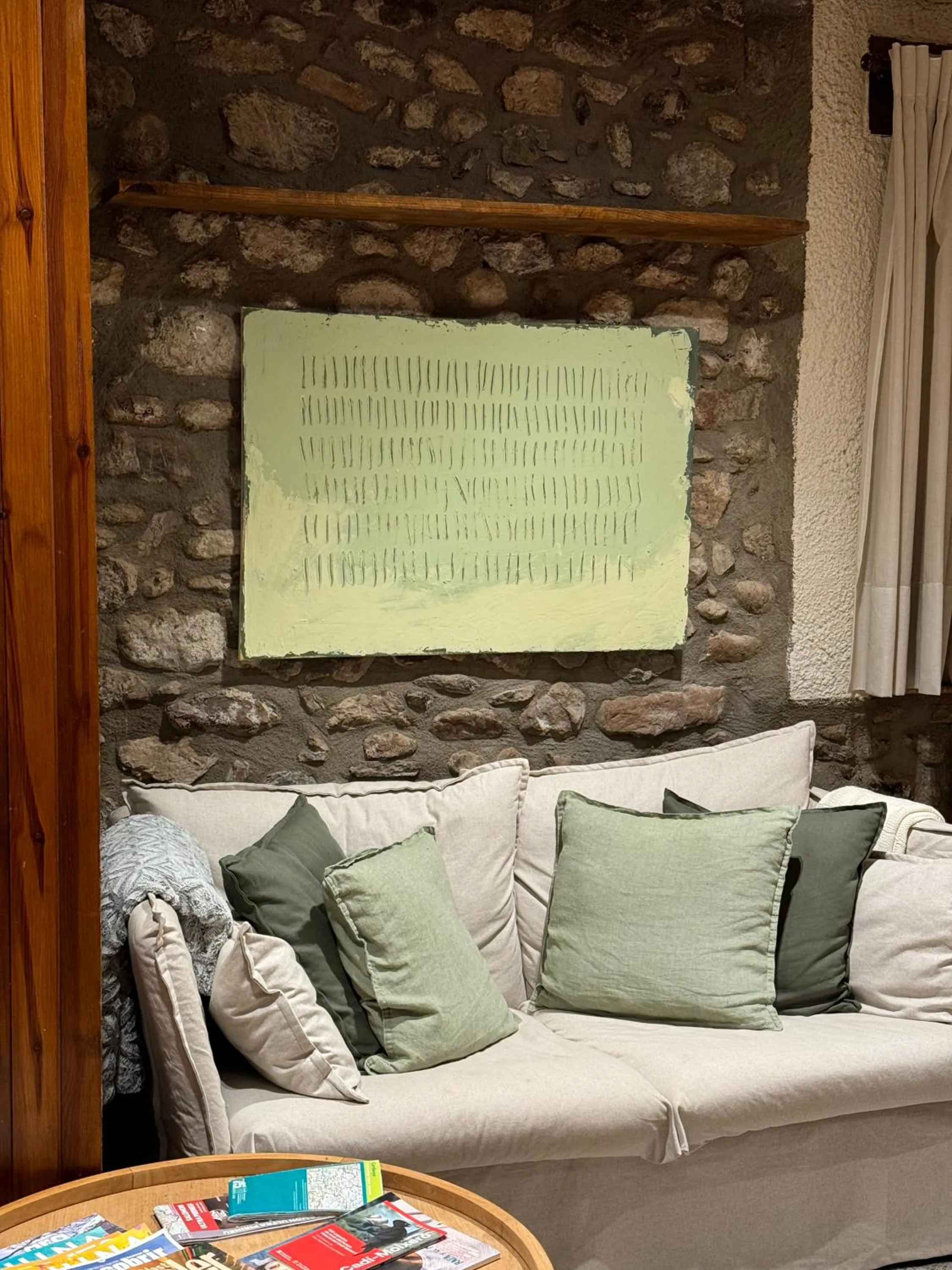 Living room in Hotel Cal Rei de Talló