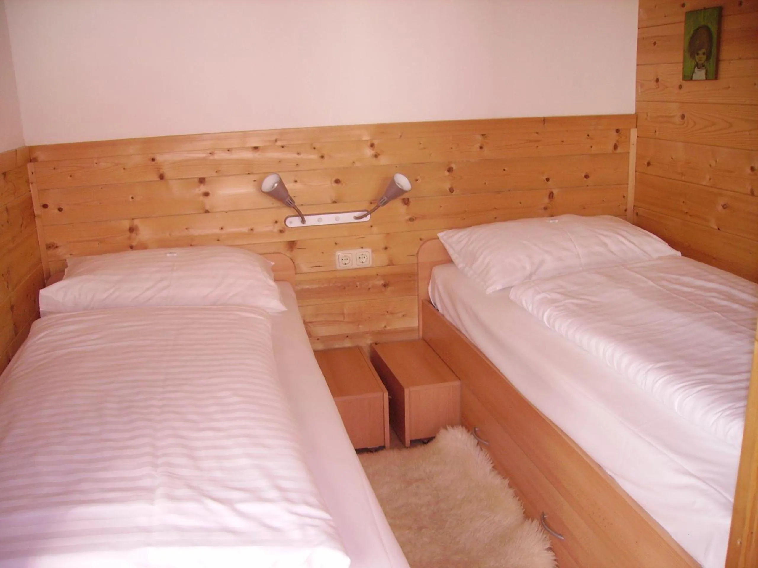 One-Bedroom Apartment - single occupancy in Wolfs Revier