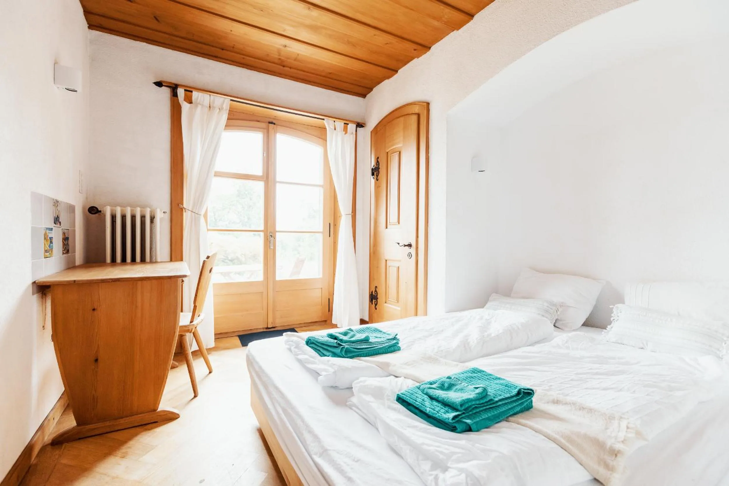 Bed in Lake Villa Lotus