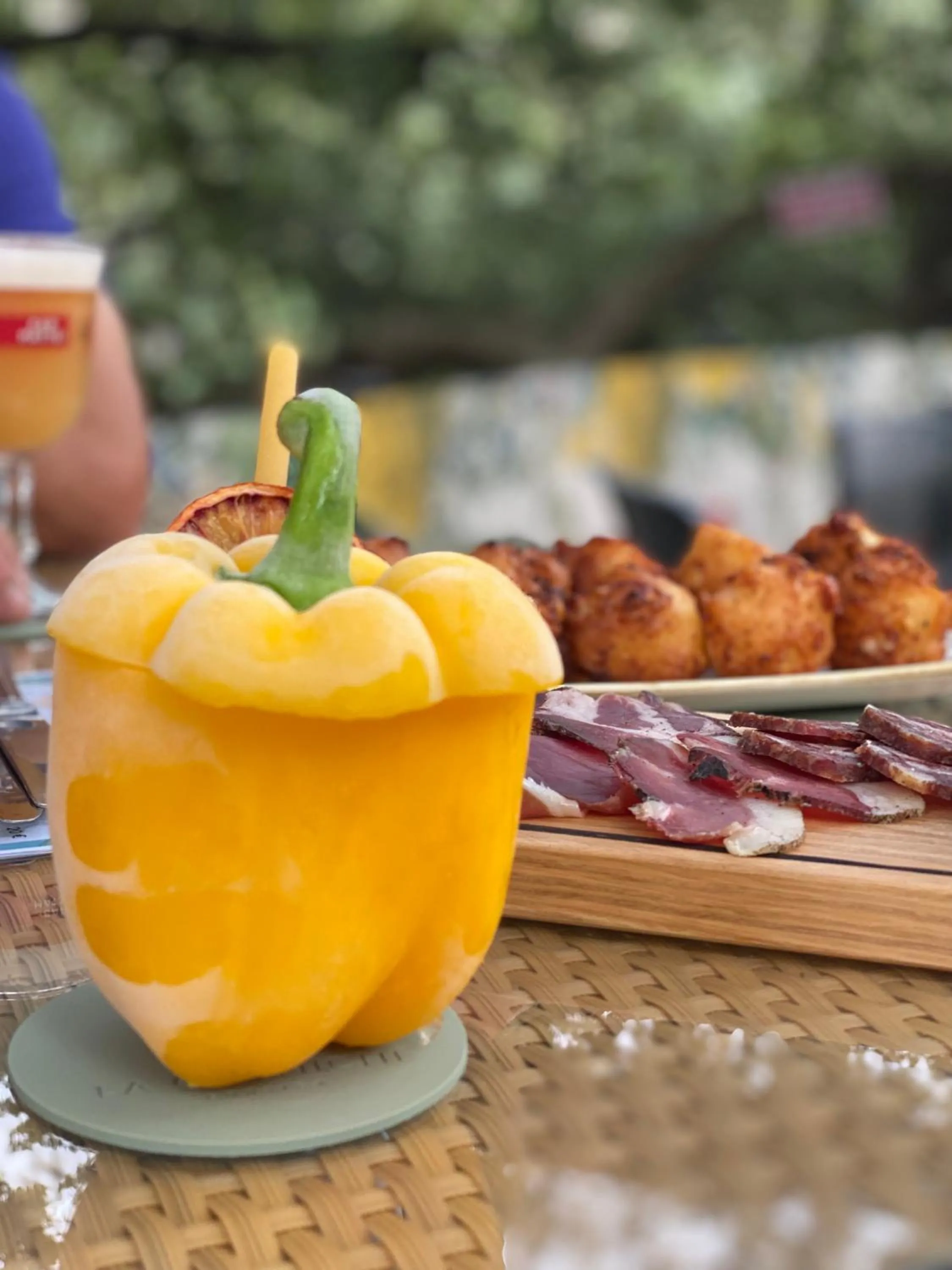 Lounge or bar in Hôtel Restaurant la Corniche