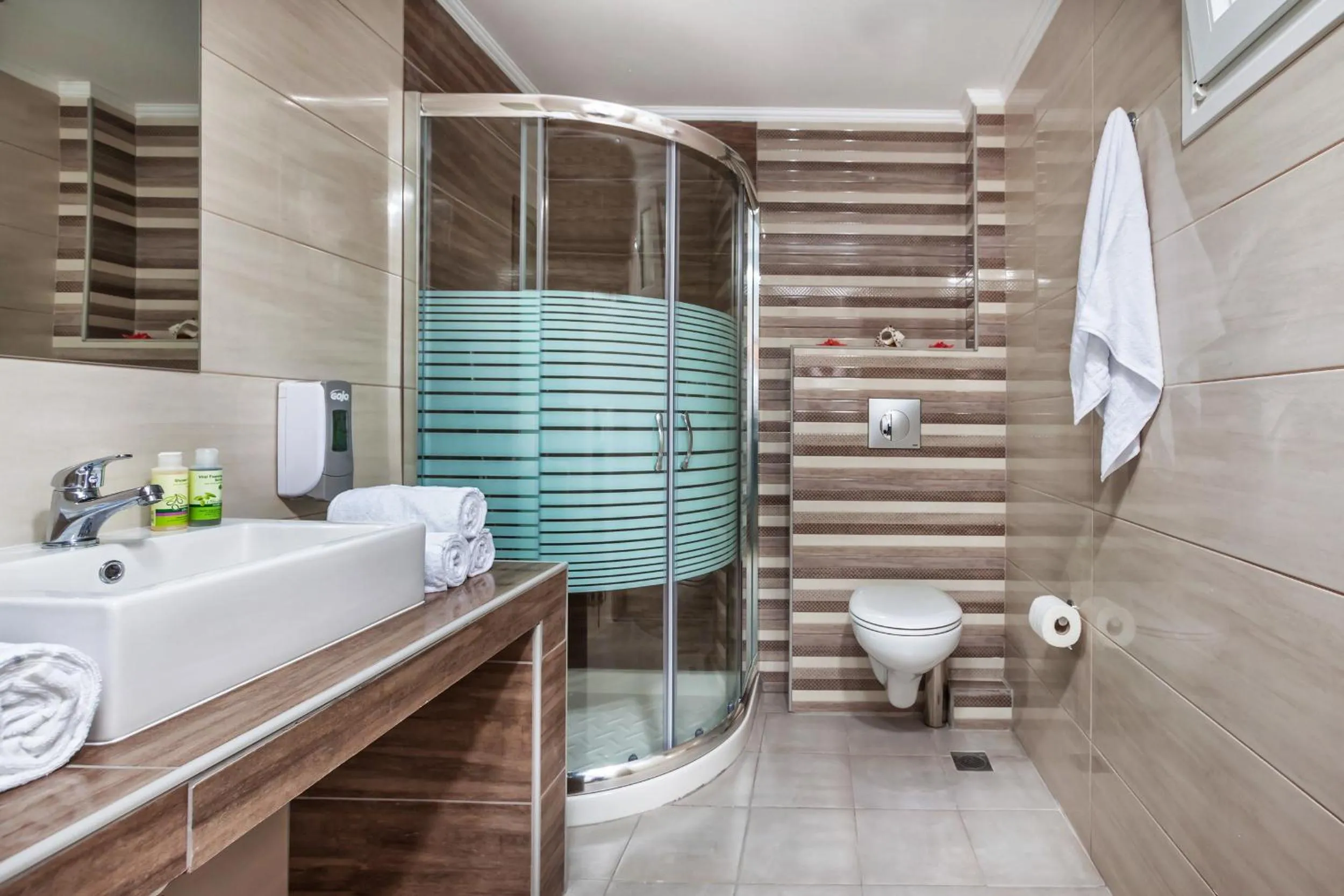 Bathroom in Anna Hotel