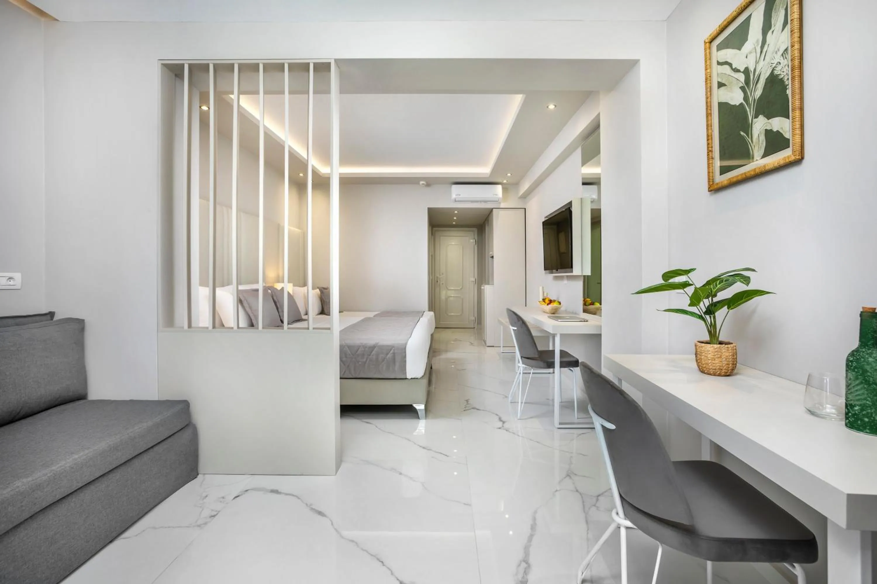 Photo of the whole room in Anna Hotel