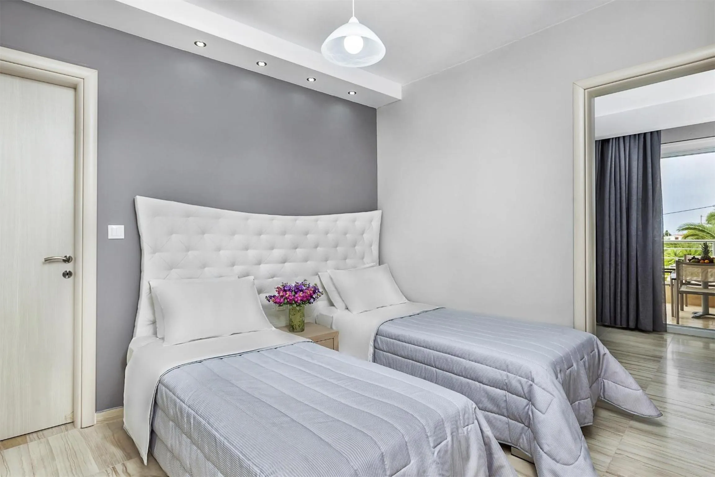 Day, Bed in Anna Hotel