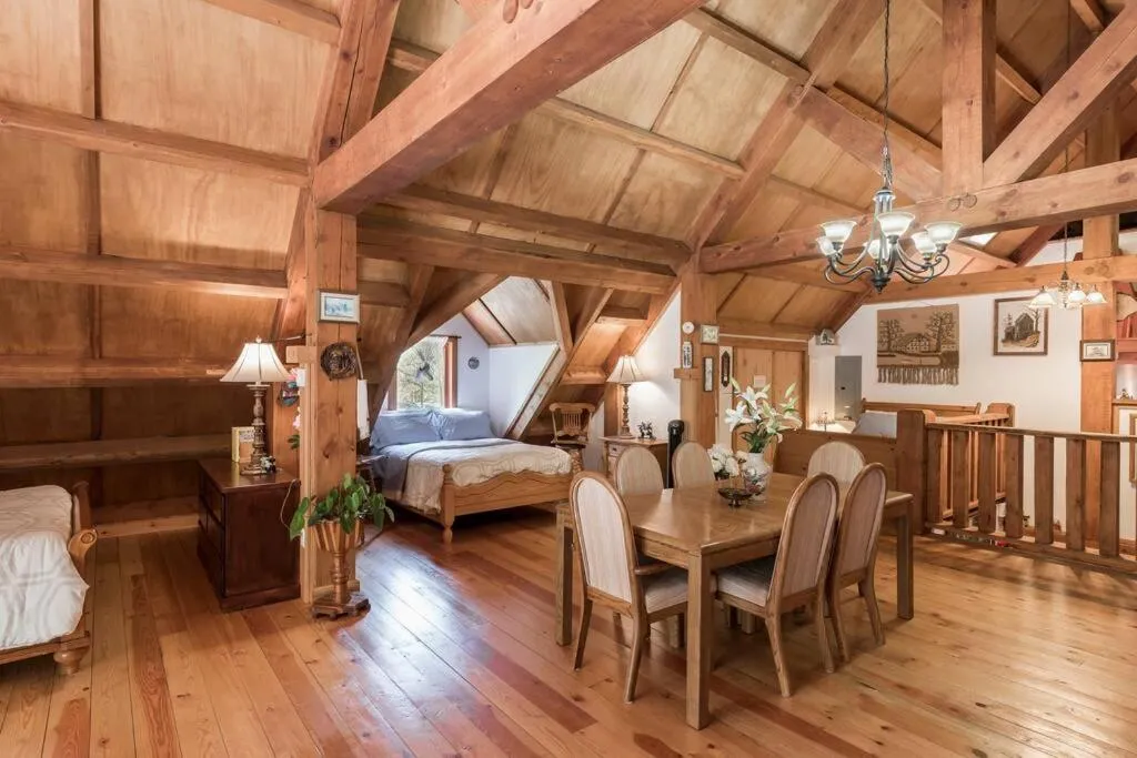 Bed in Owl Street Lodge