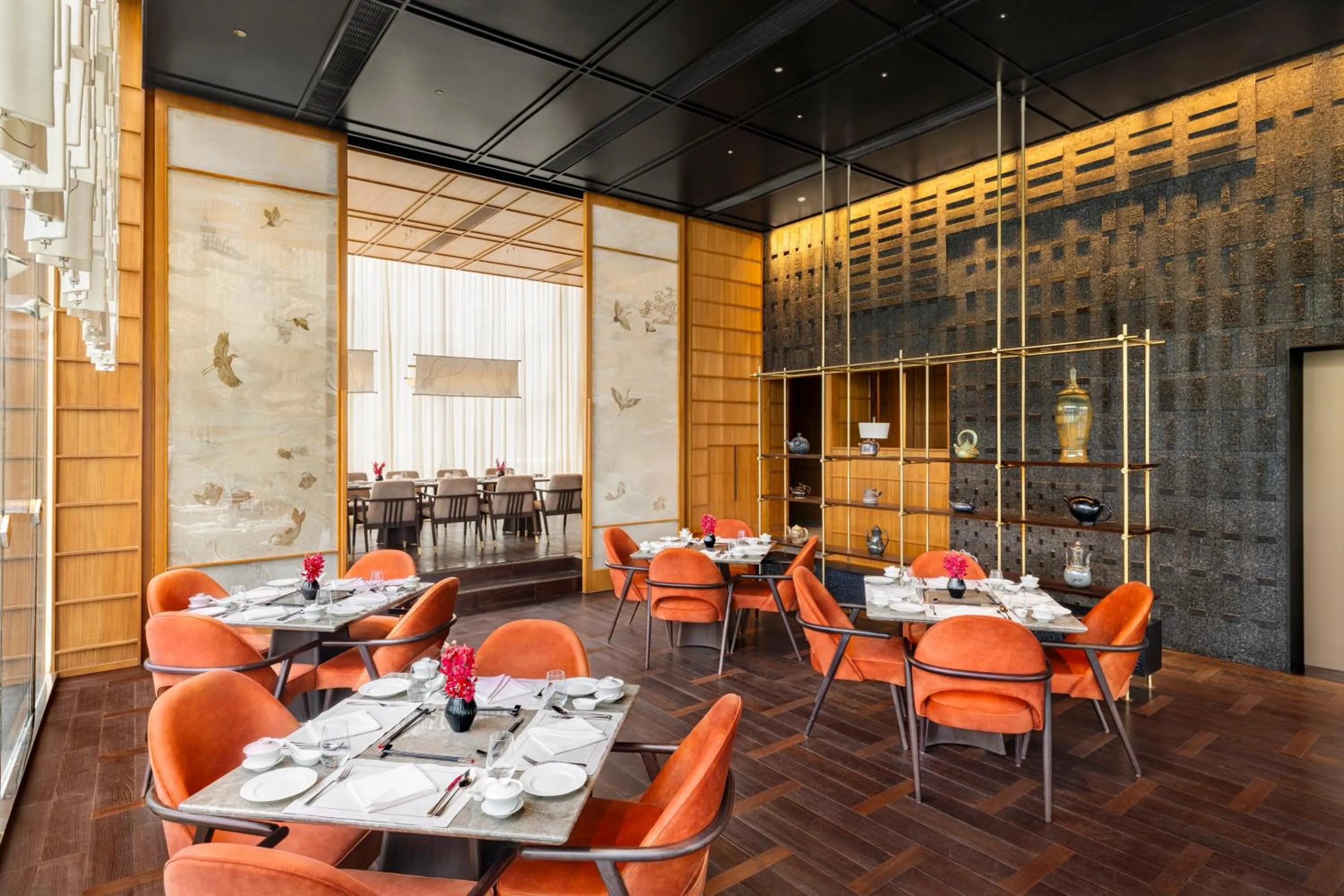 Restaurant/places to eat in The Oberoi Gurgaon