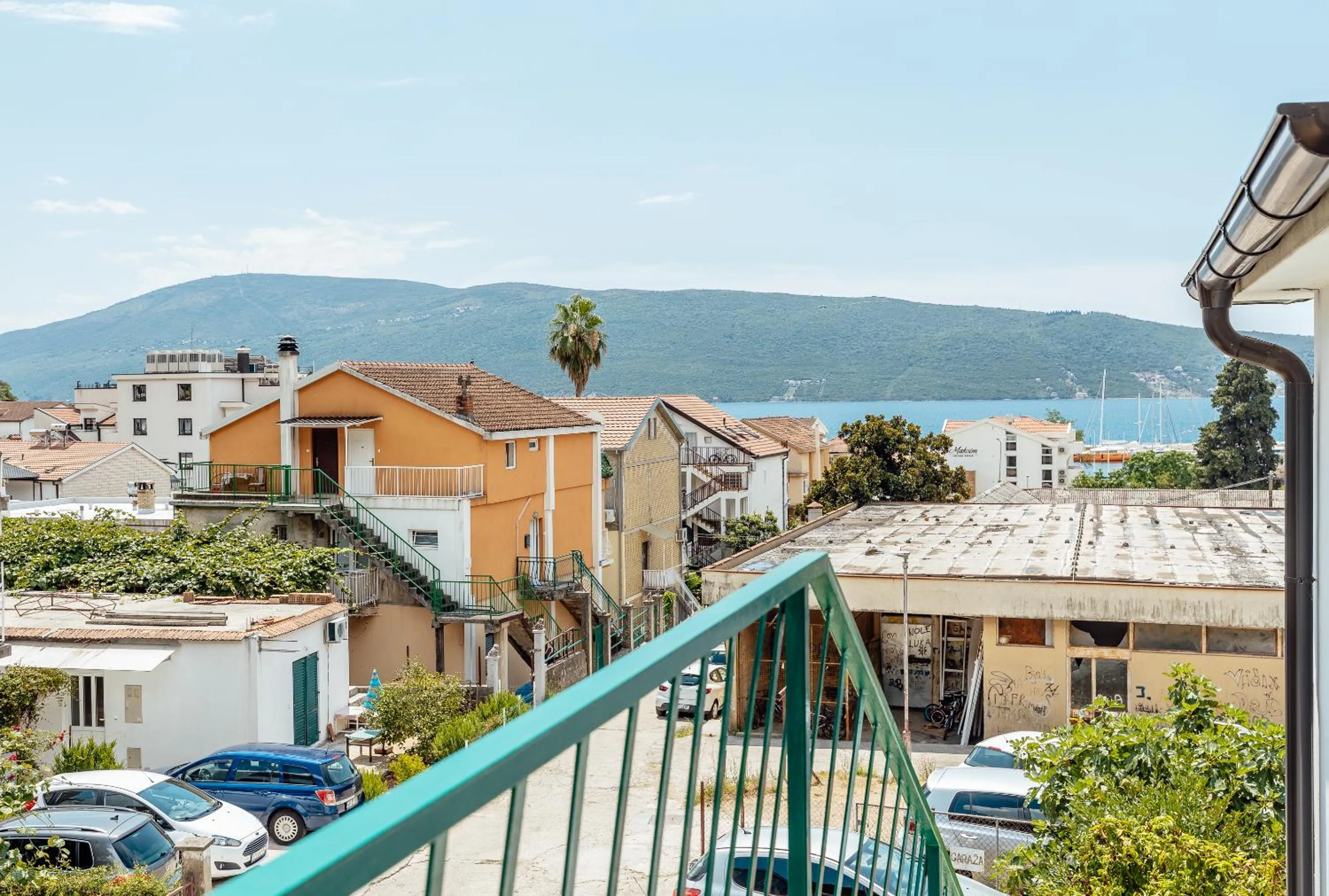 Neighbourhood in Anastasija5