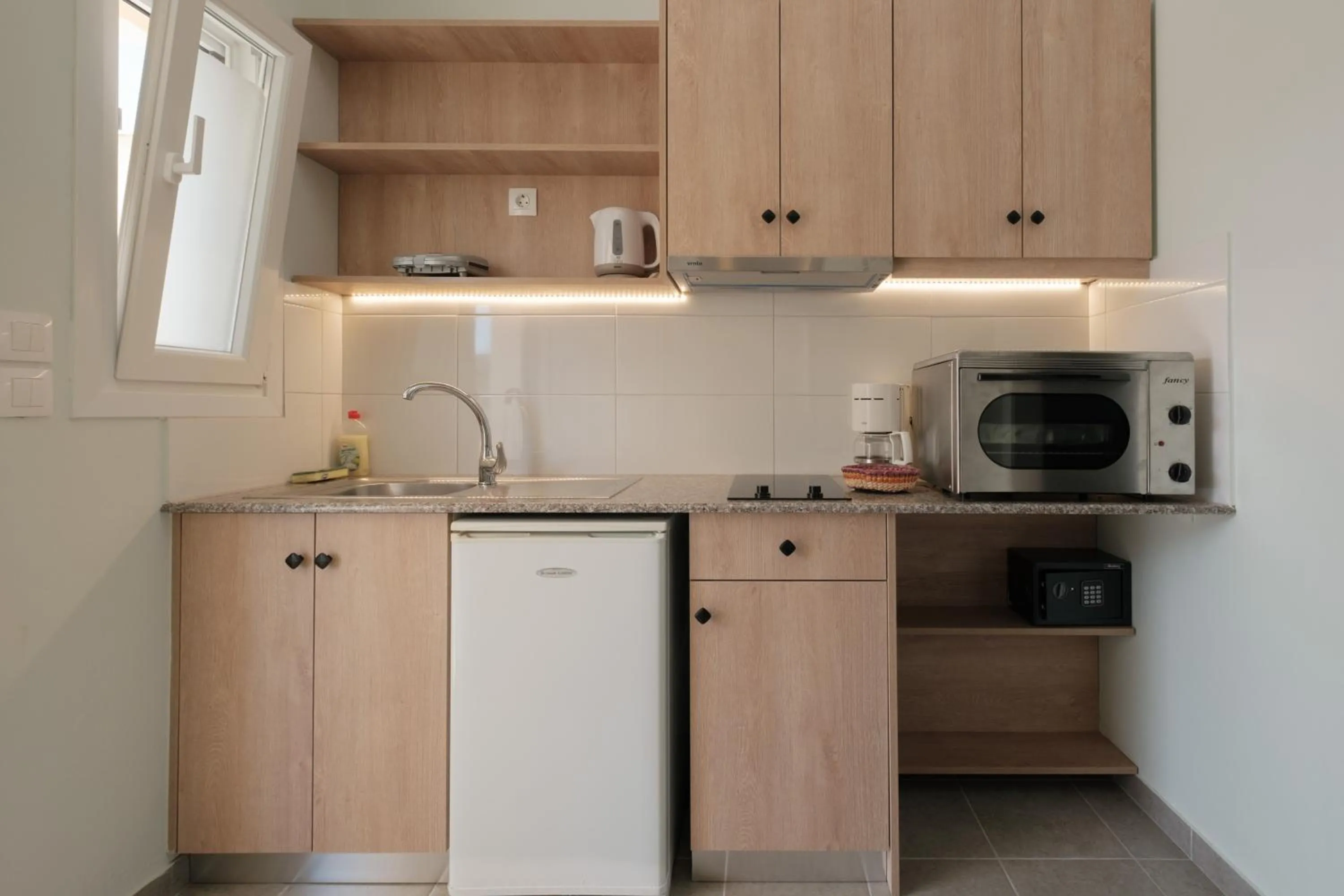 Coffee/tea facilities in Feeloxenia Corfu Apartments