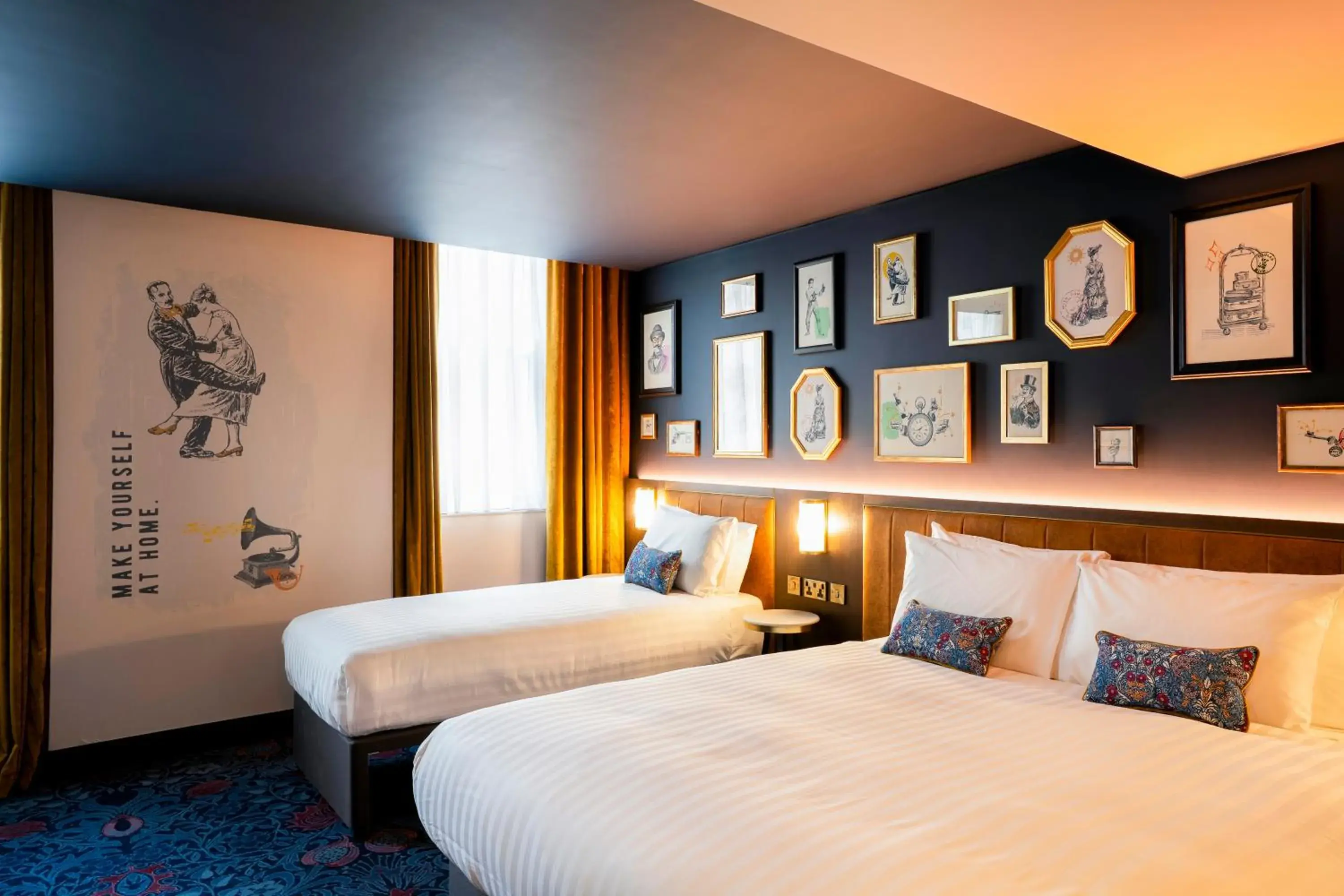 Bed in The Mercantile Hotel Bed in The Mercantile Hotel