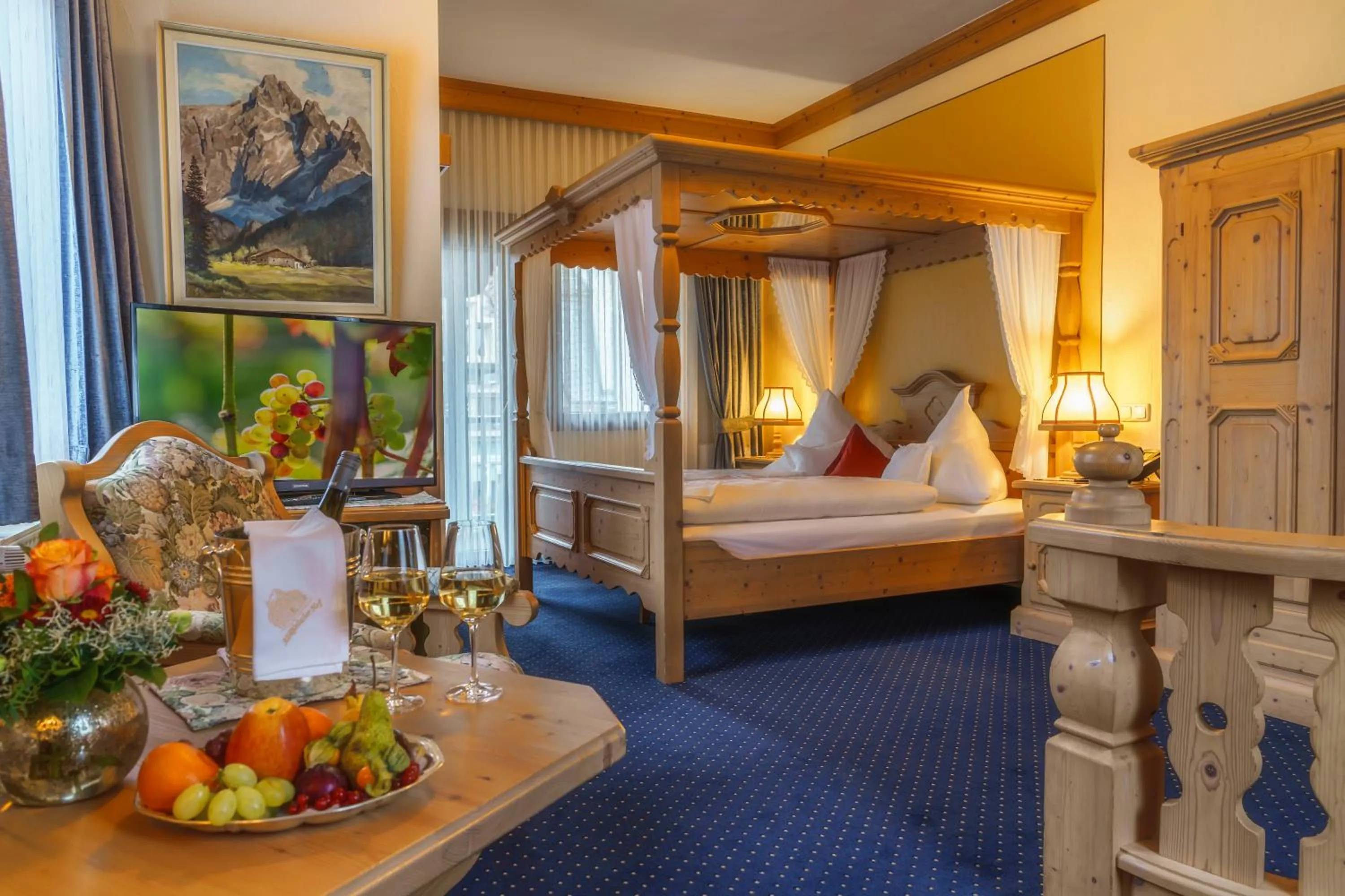 Photo of the whole room, Bed in Altkölnischer Hof