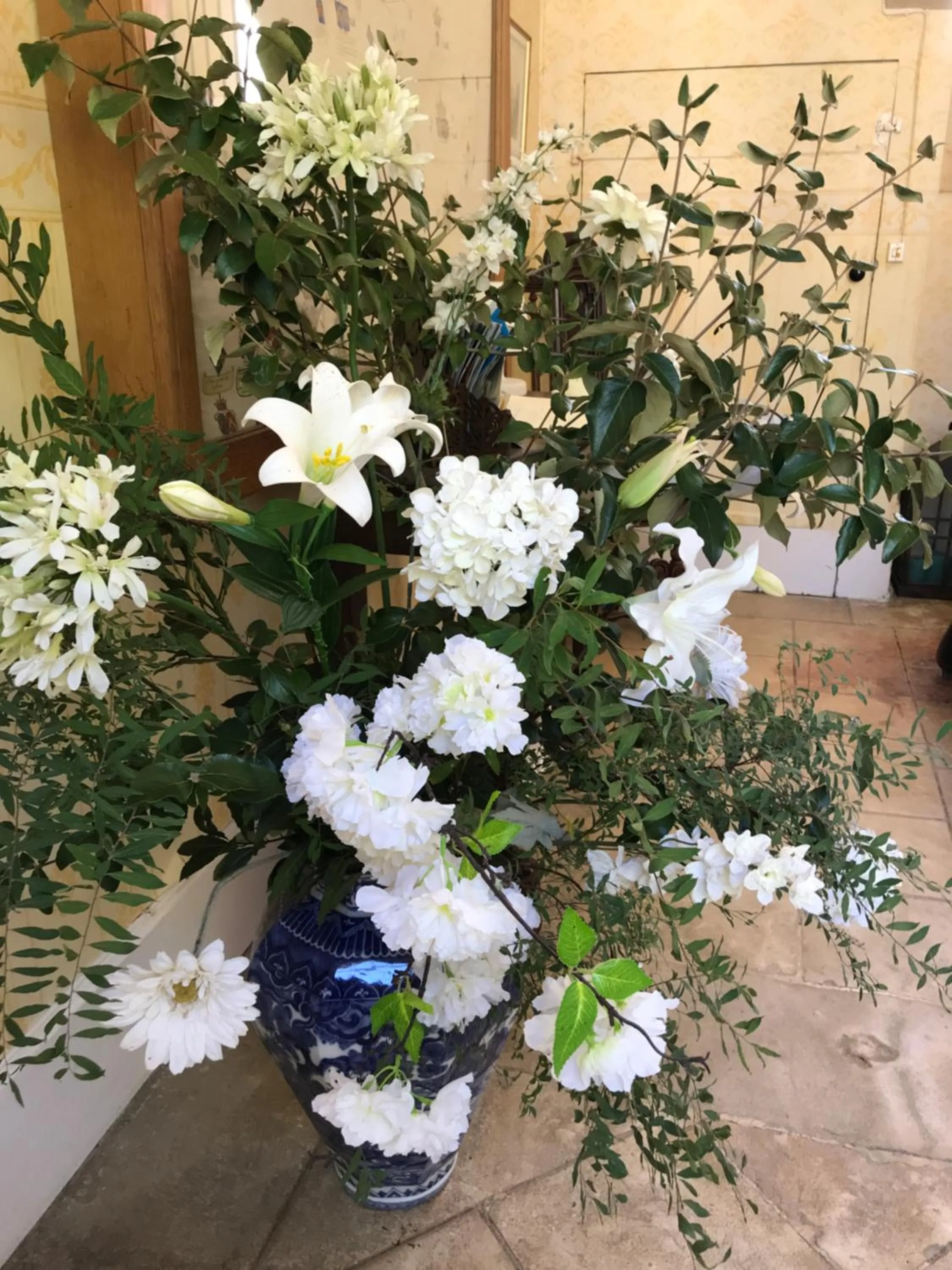 Decorative detail in Château de SURY