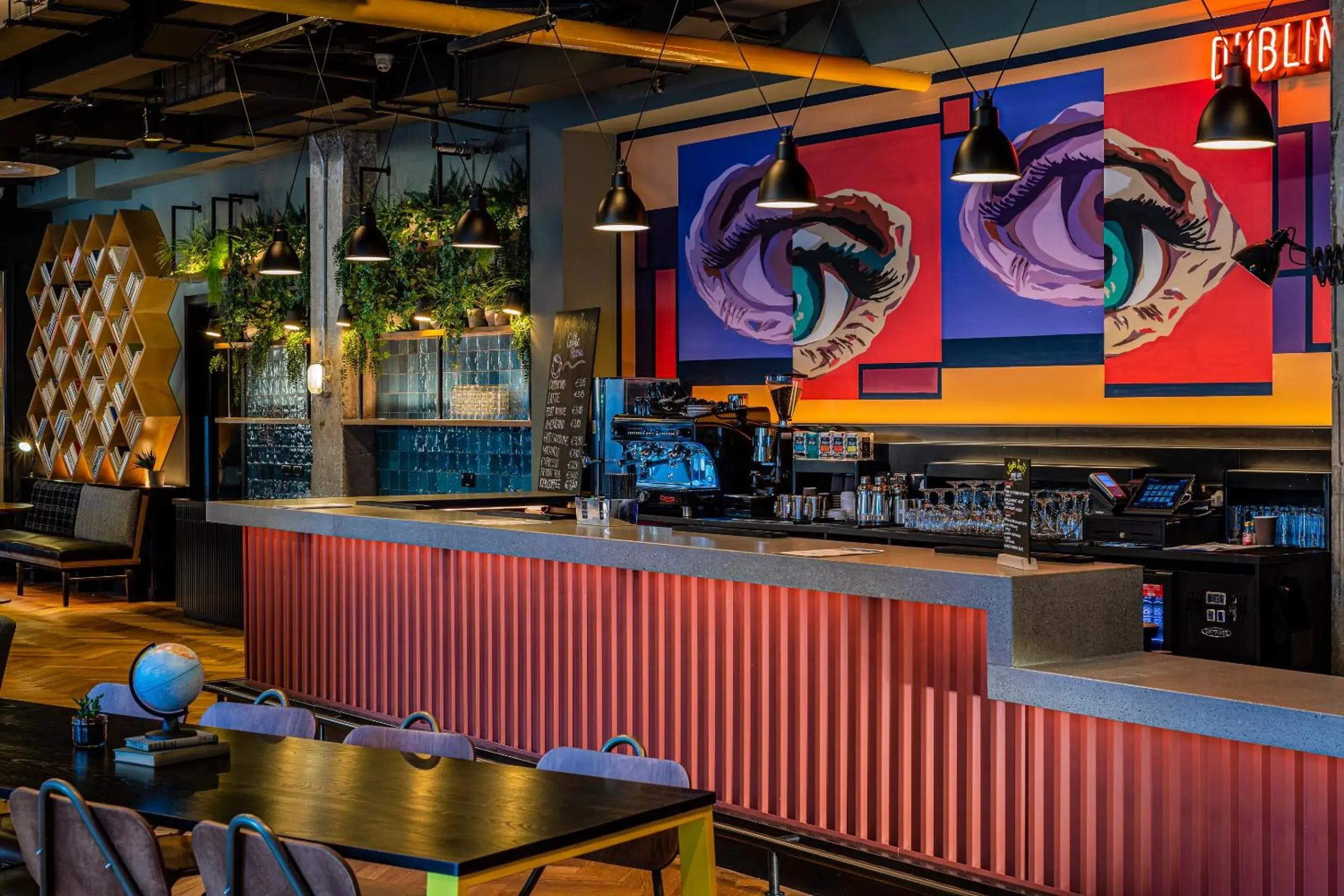 Restaurant/places to eat in Latroupe Jacobs Inn Restaurant/places to eat in Latroupe Jacobs Inn