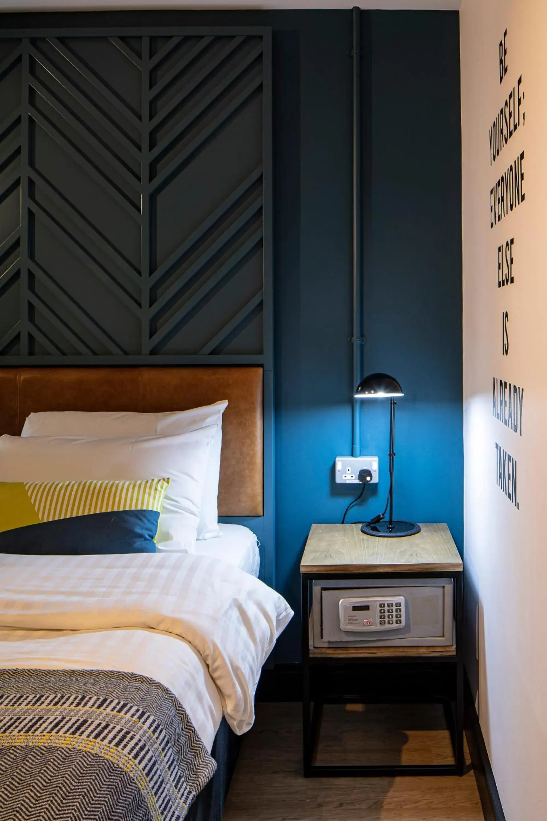 Bed in Latroupe Jacobs Inn Bed in Latroupe Jacobs Inn