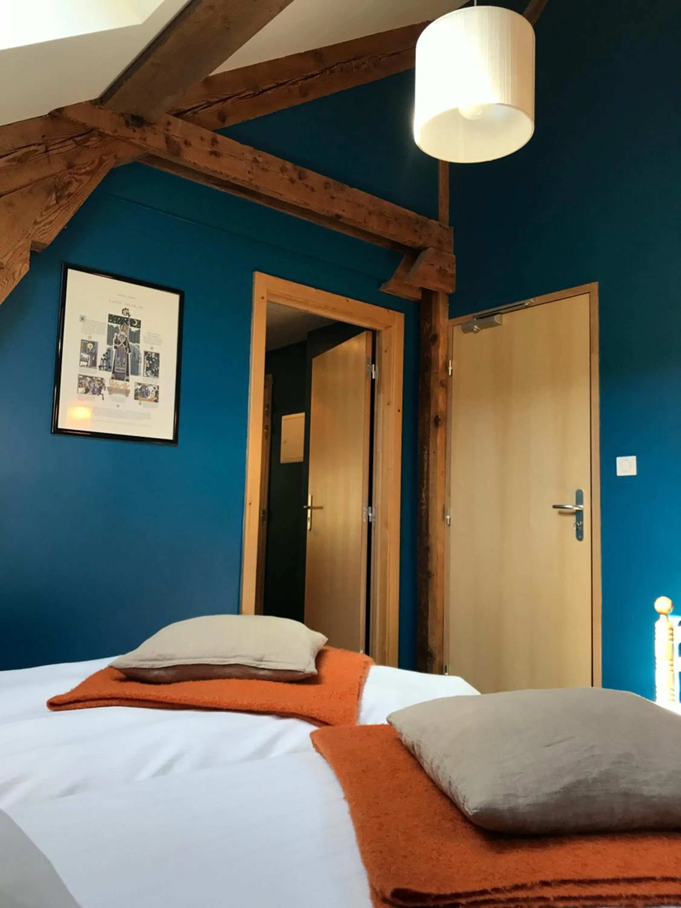 Bed in Chez Jeanmyvonne