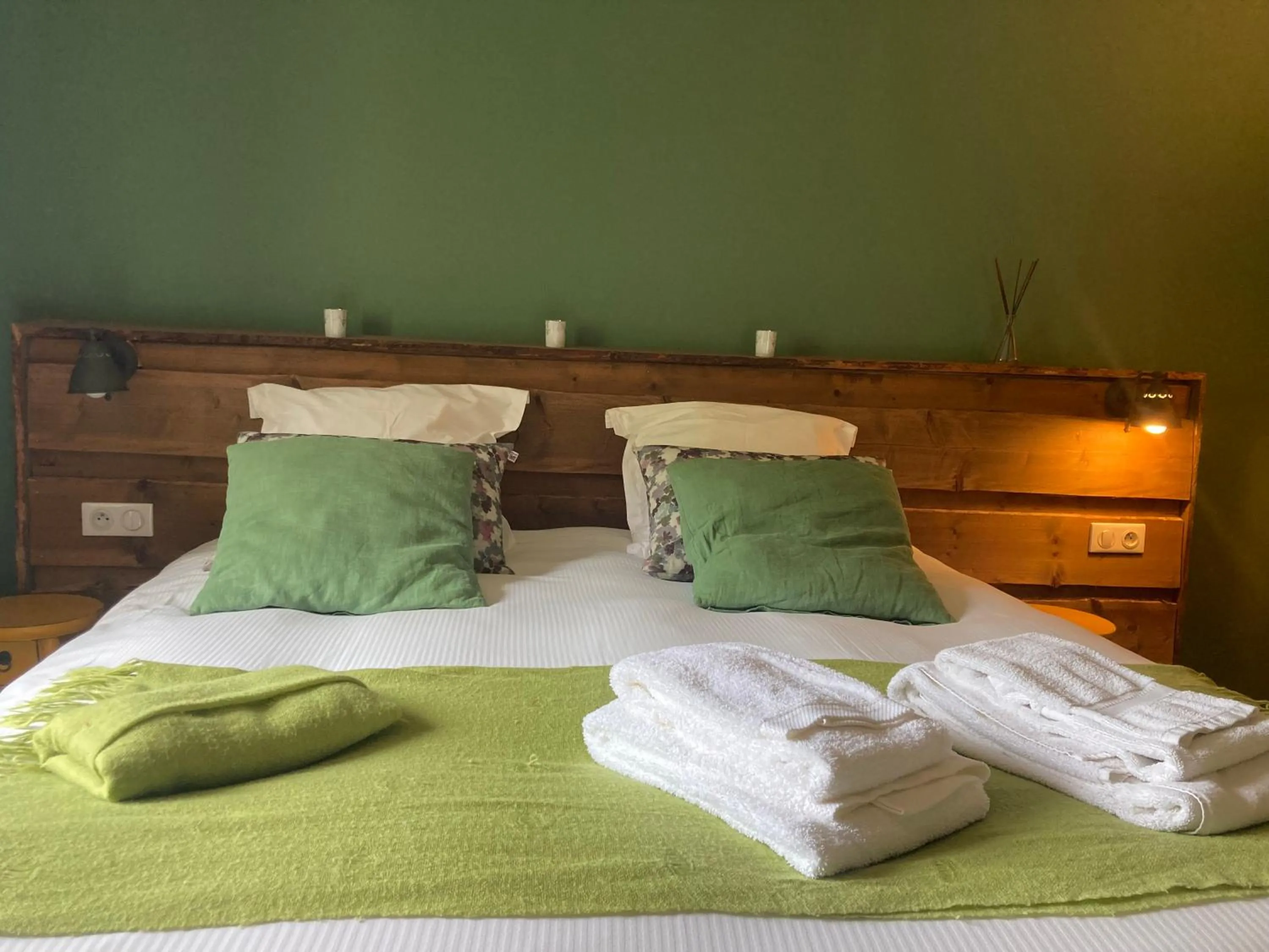 Bed in Chez Jeanmyvonne