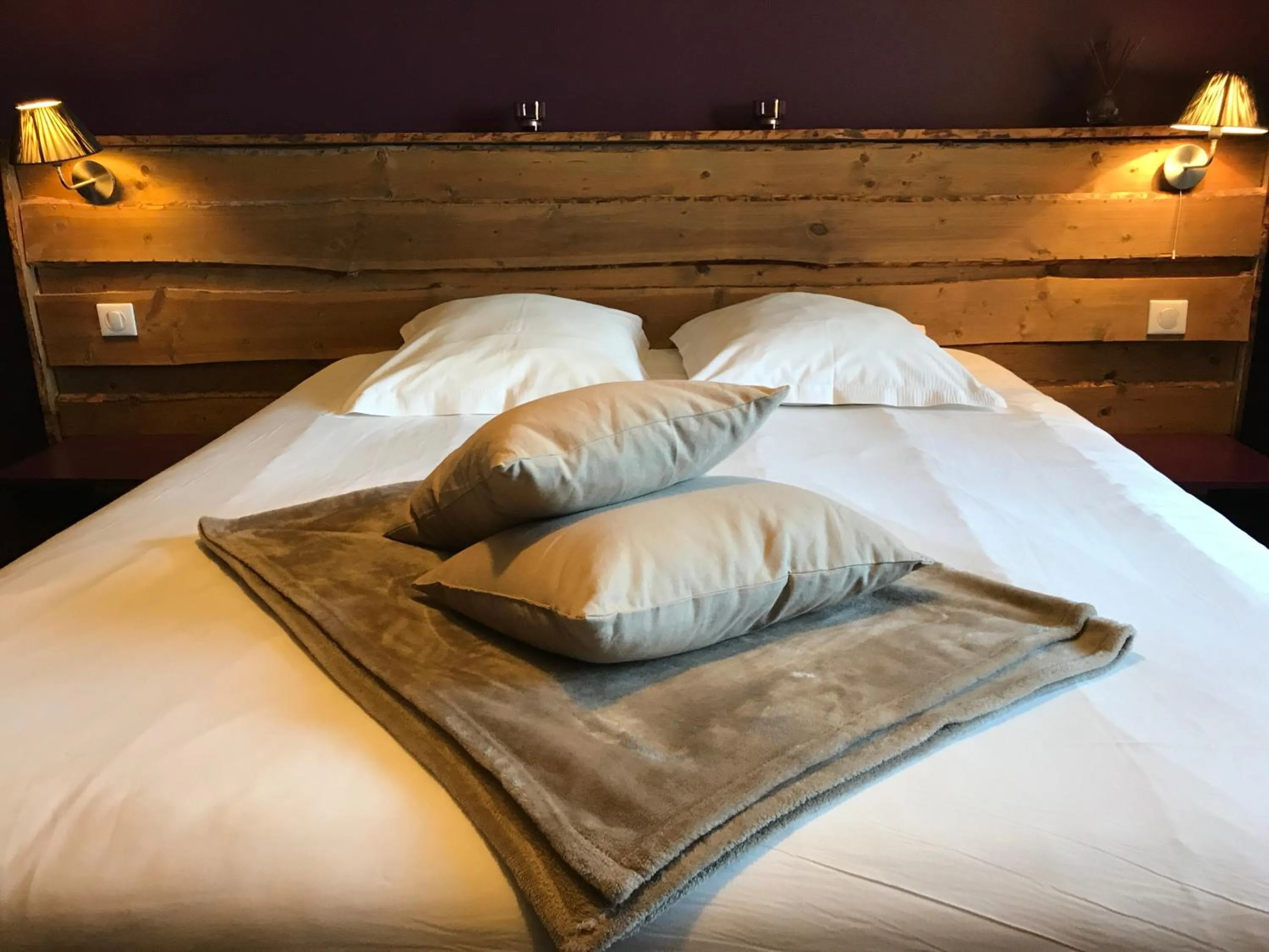 Bed in Chez Jeanmyvonne