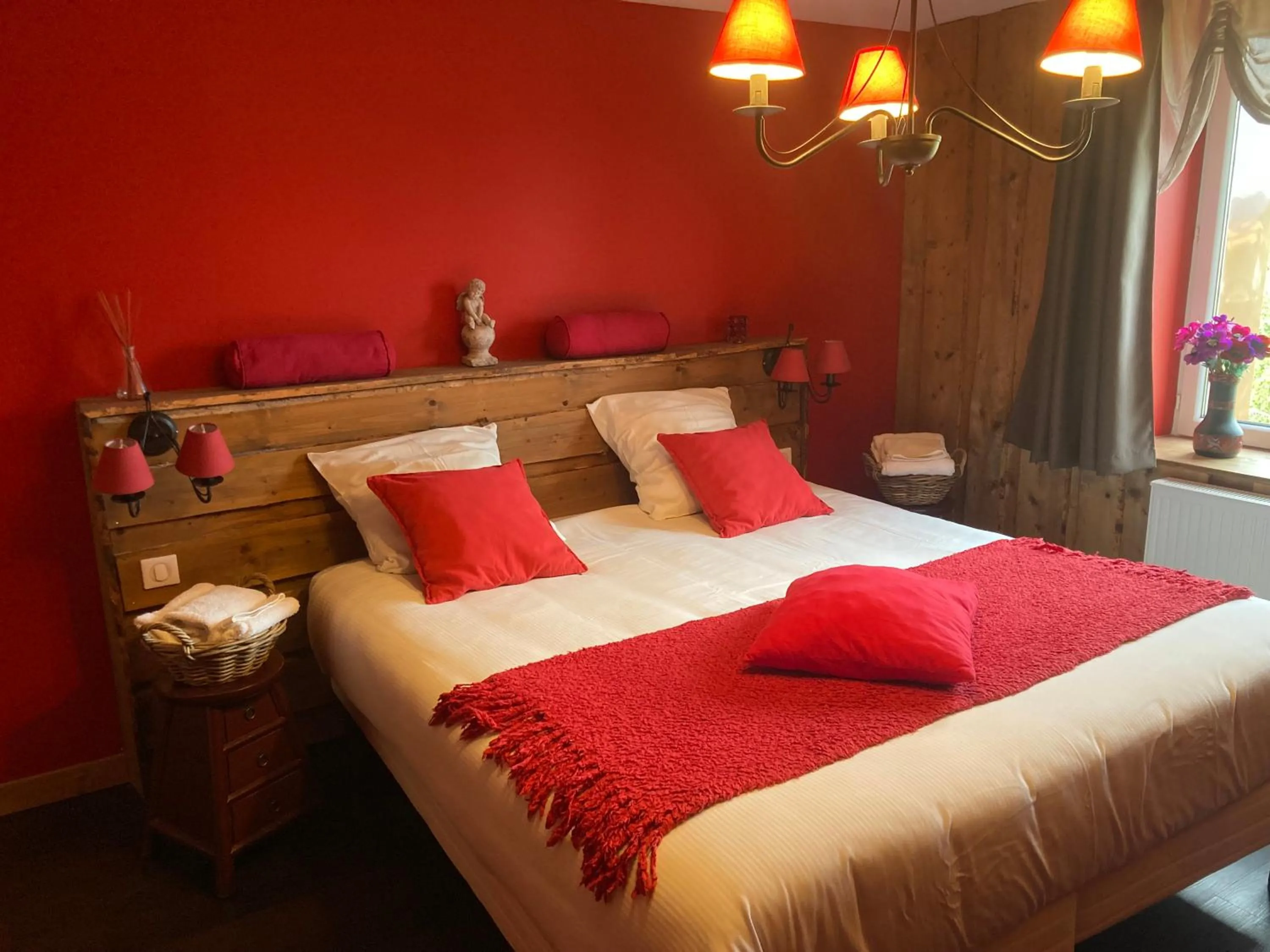Bed in Chez Jeanmyvonne