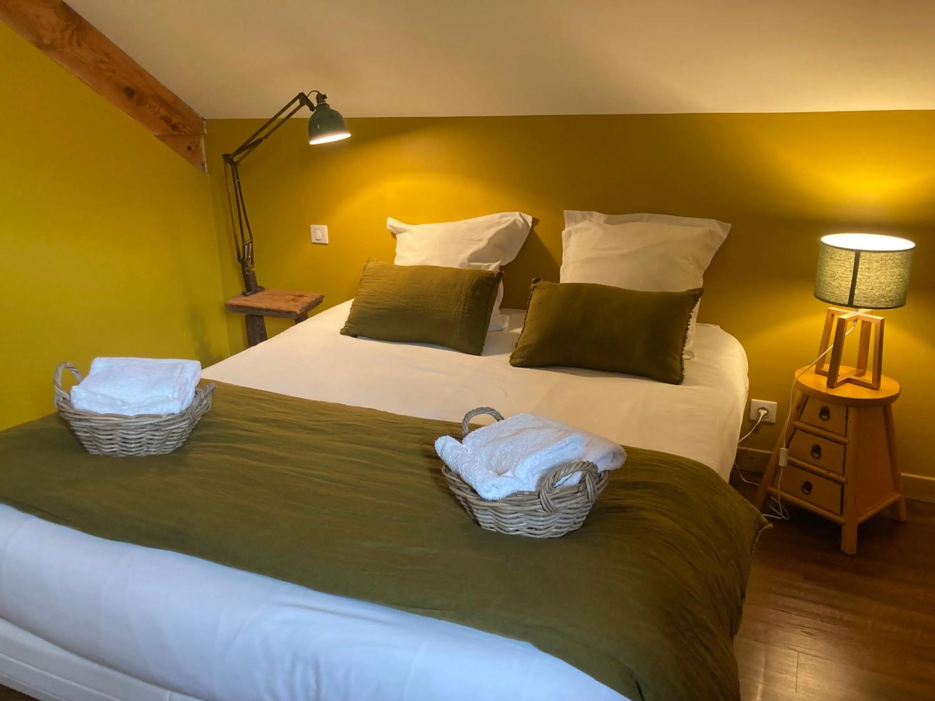 Bed in Chez Jeanmyvonne