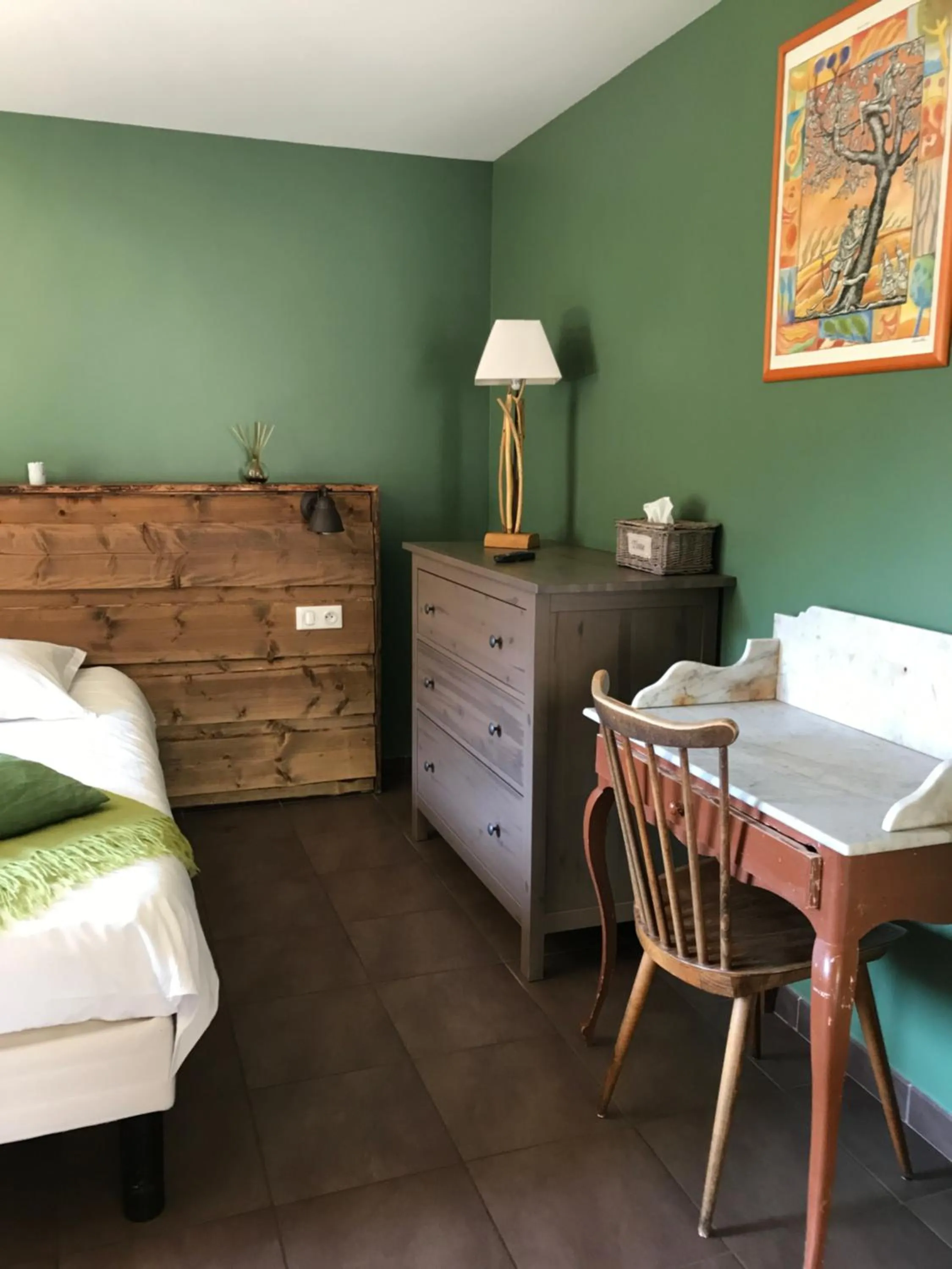 Bed in Chez Jeanmyvonne