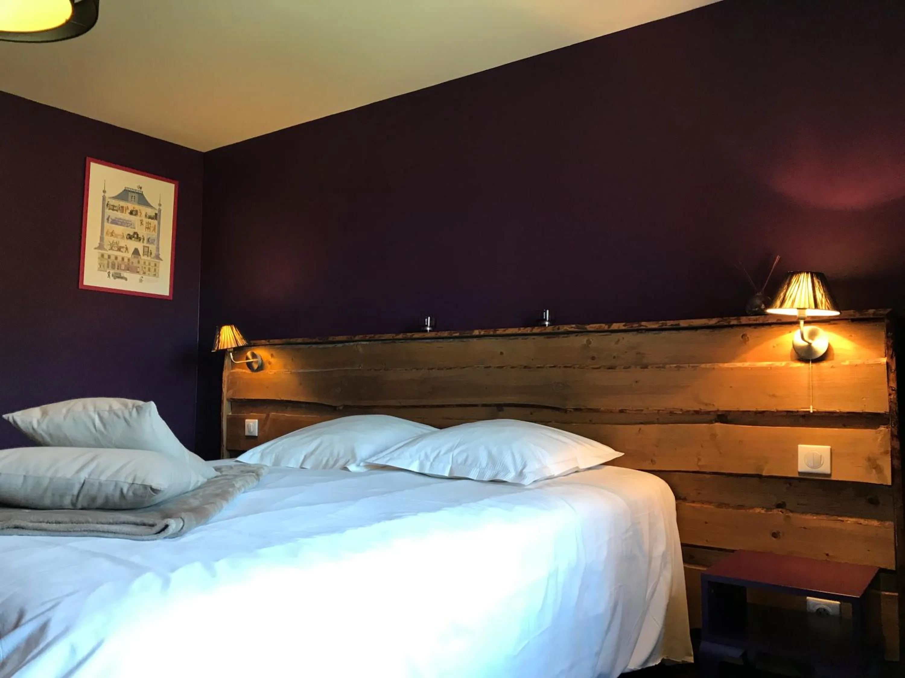 Bed in Chez Jeanmyvonne
