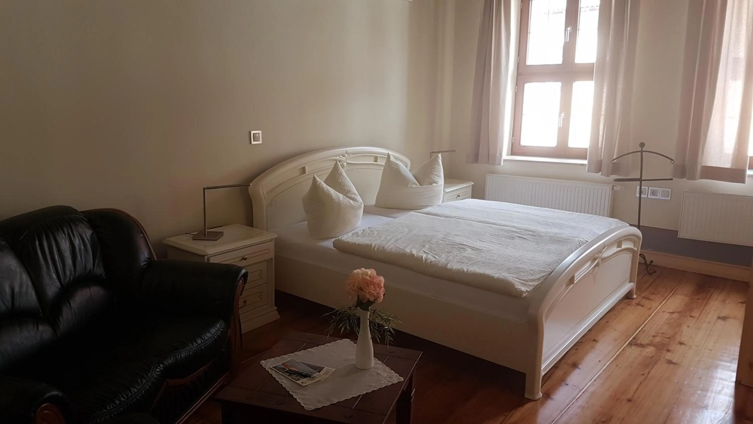 Bed in Hotel Zum Klötzelmönch
