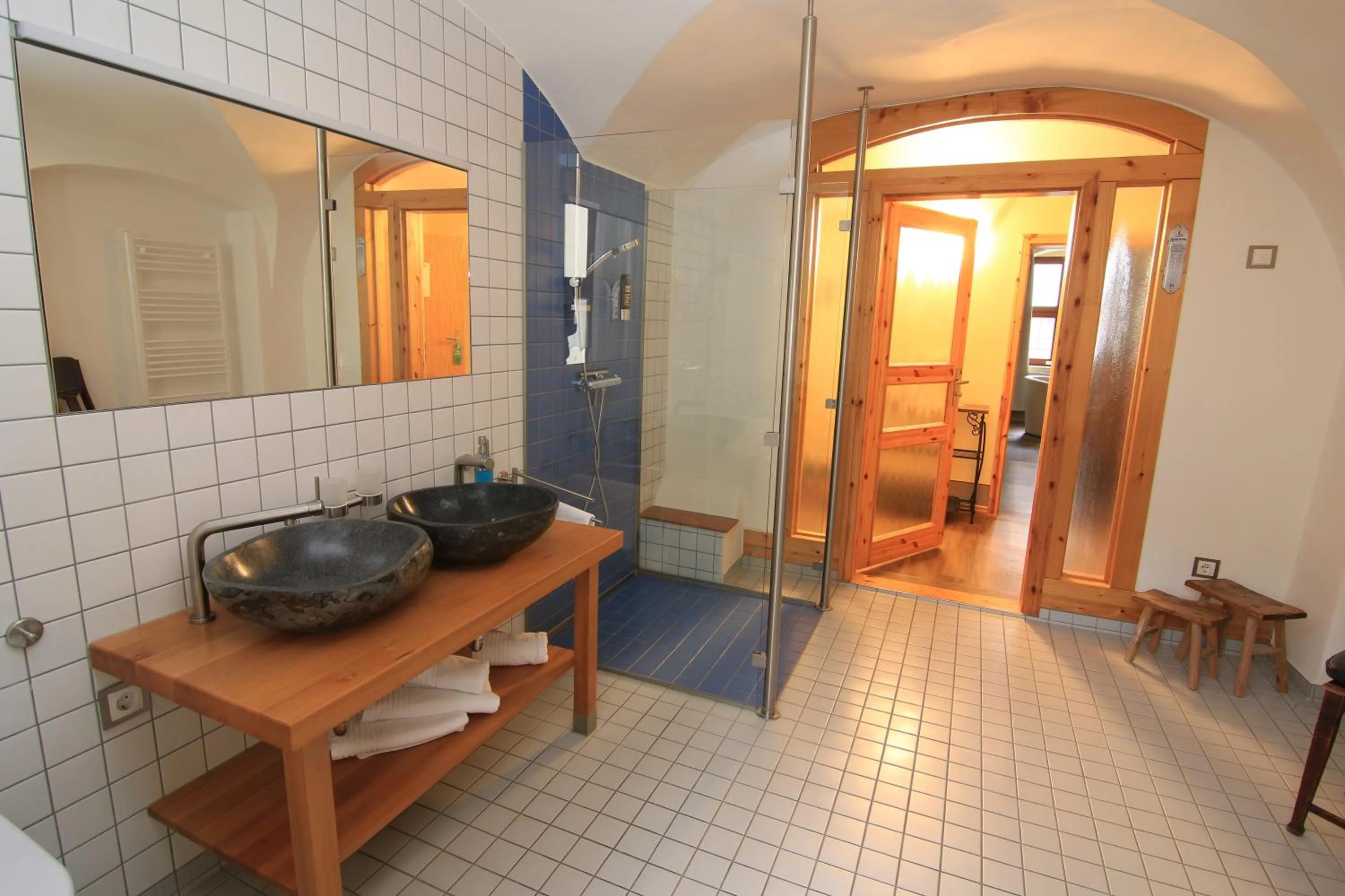 Shower in Hotel Zum Klötzelmönch
