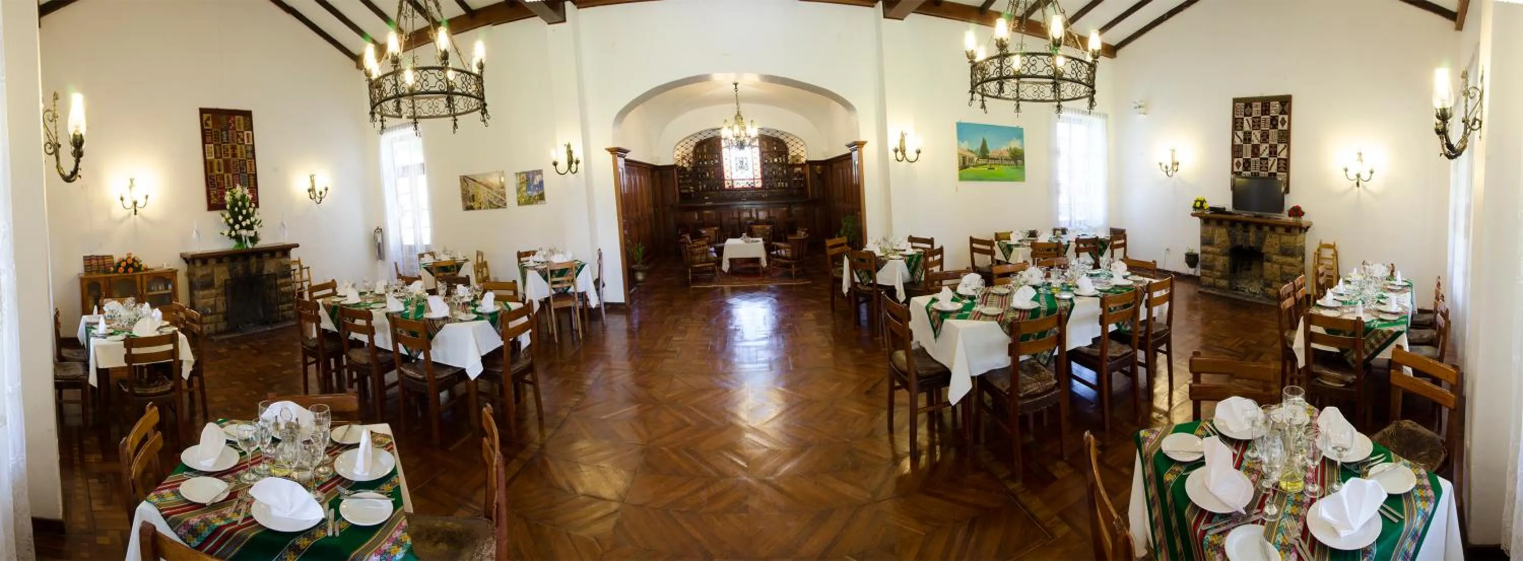 Restaurant/places to eat in Centro Vacacional Huaychulo