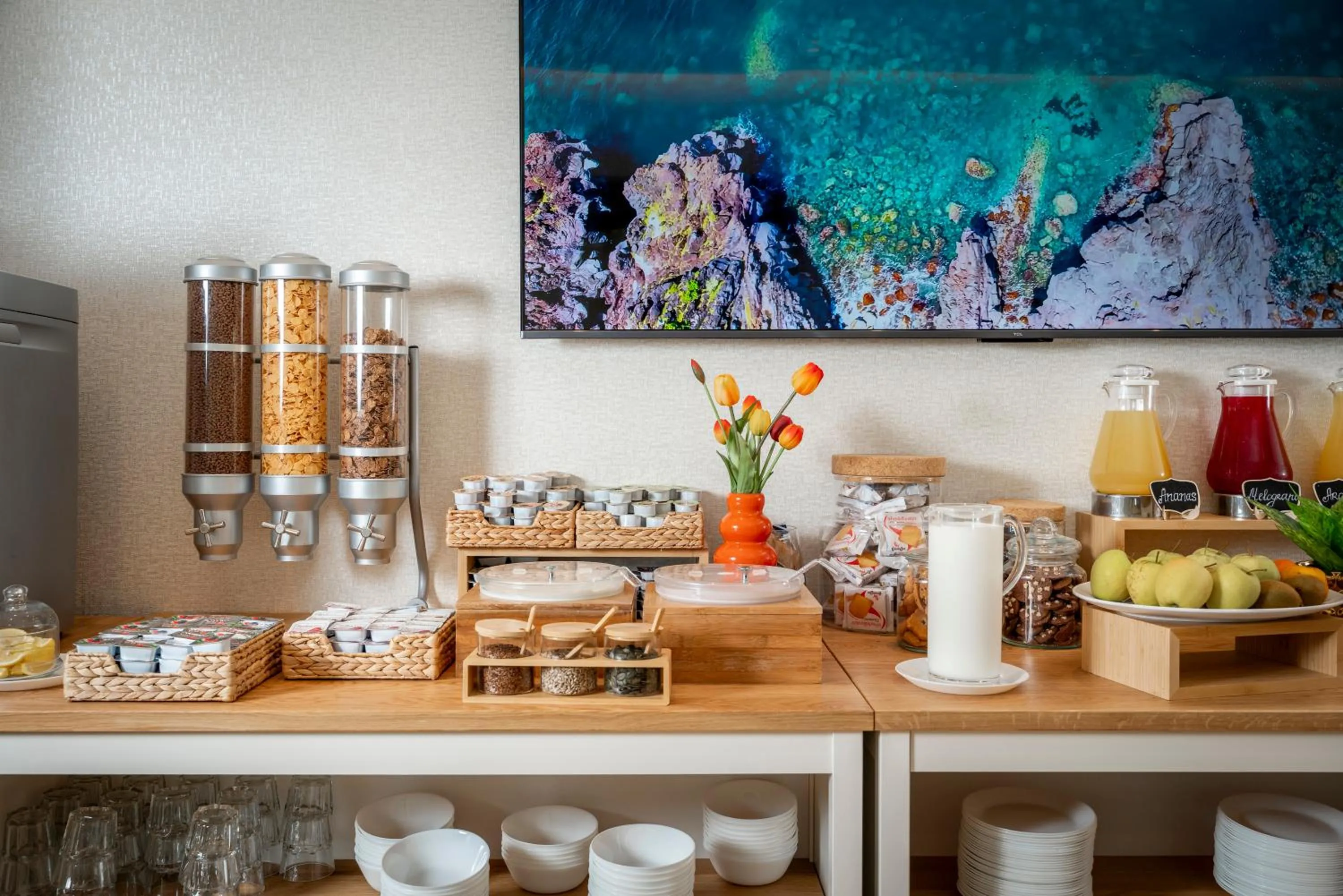 Buffet breakfast in Hotel Grazia Riccione