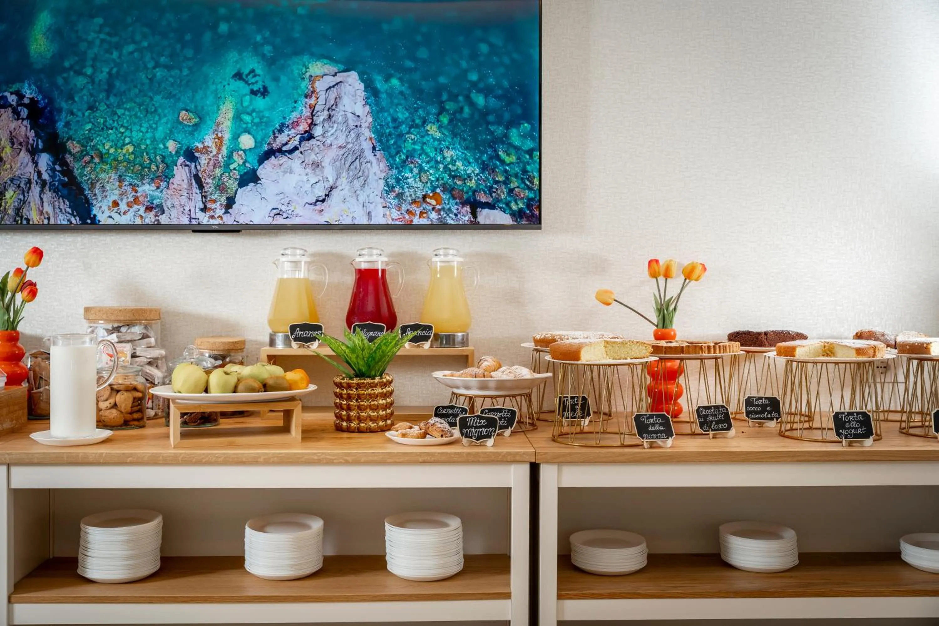 Buffet breakfast in Hotel Grazia Riccione