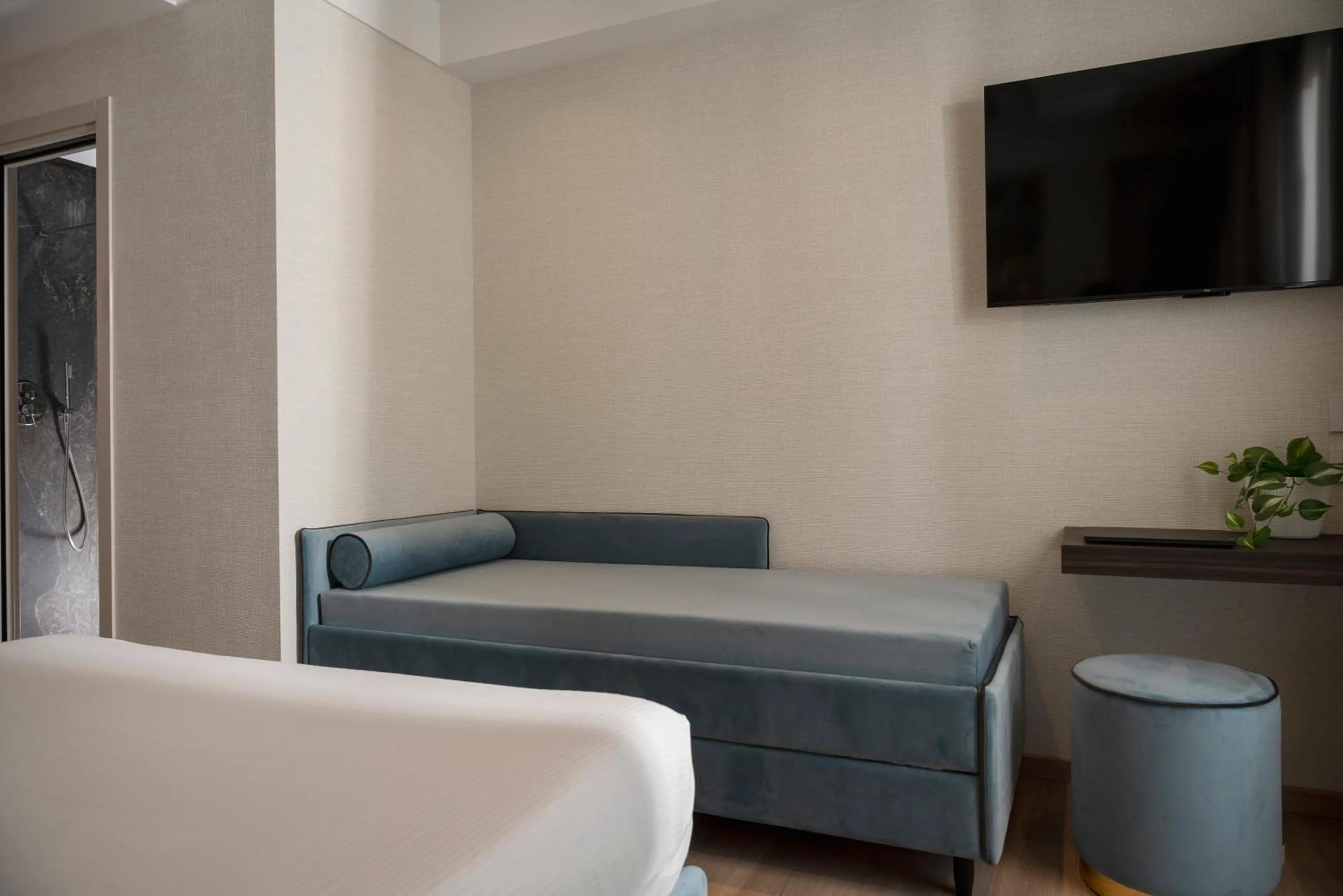 TV and multimedia in Hotel Grazia Riccione