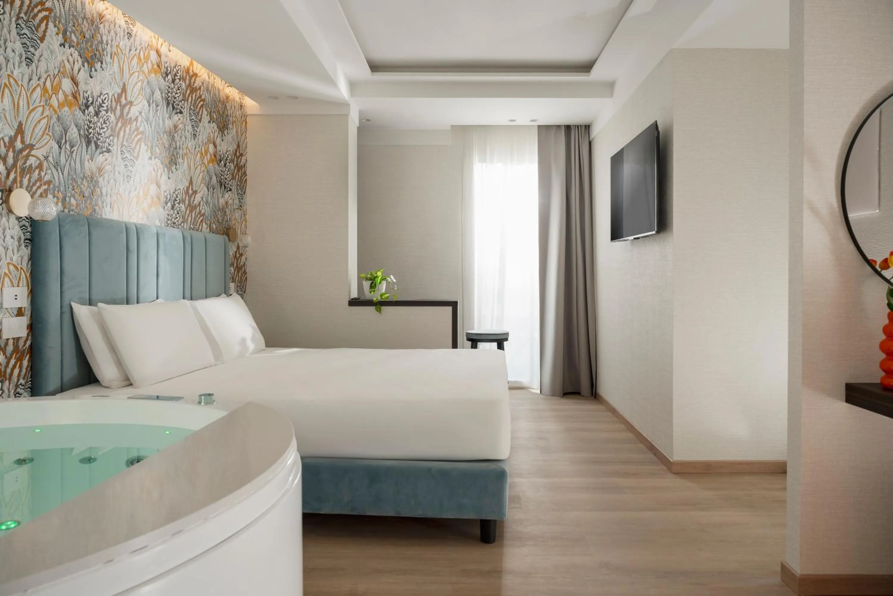 TV and multimedia, Bed in Hotel Grazia Riccione