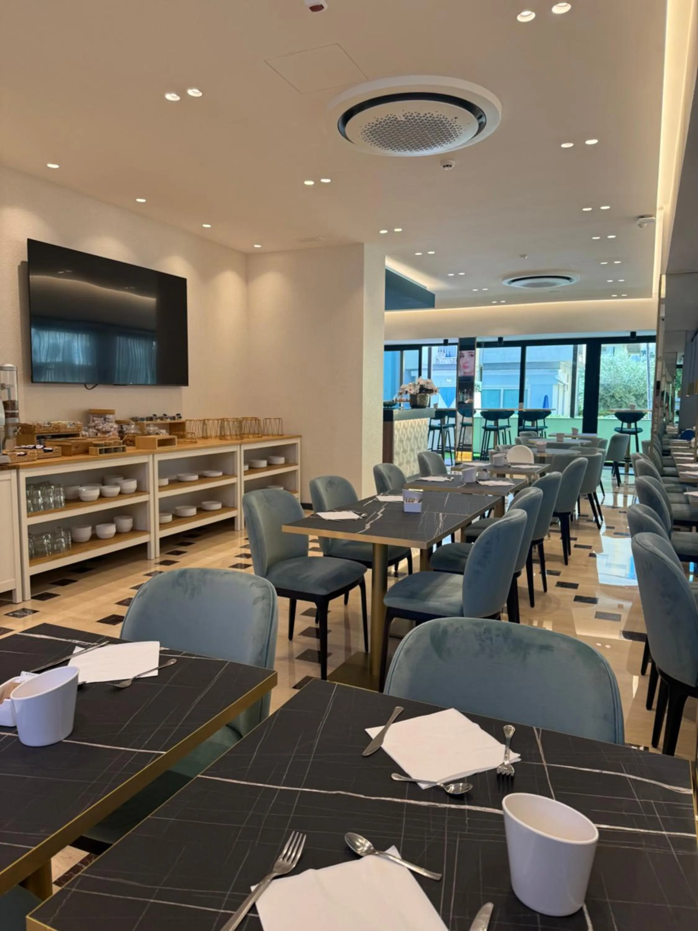 Restaurant/places to eat in Hotel Grazia Riccione